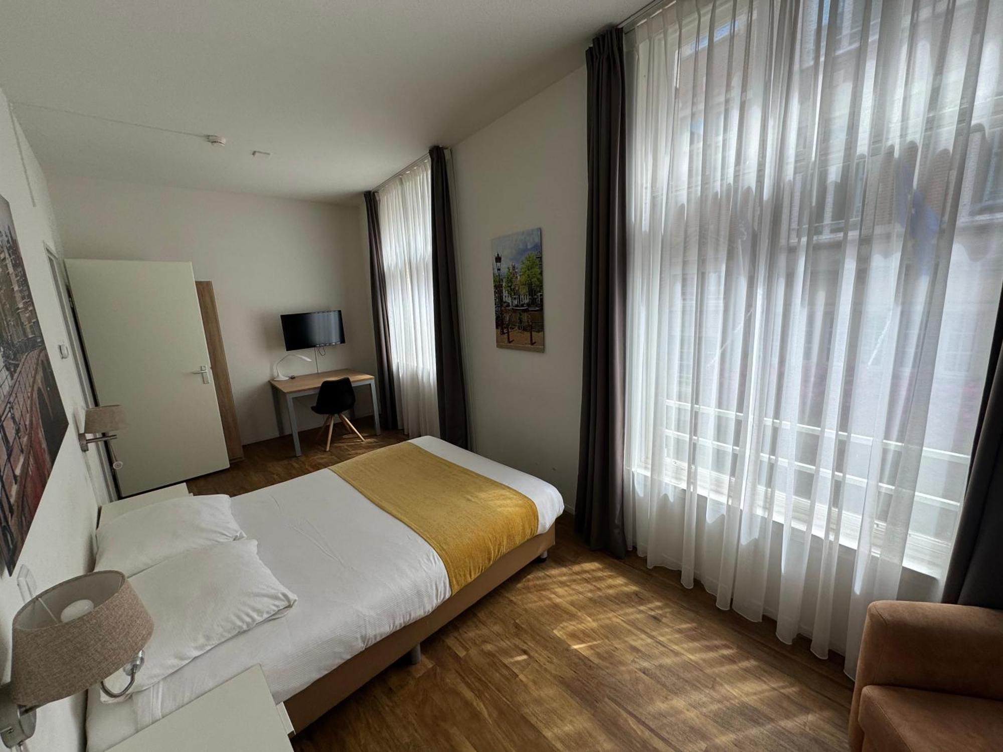 Single Room,1698962386:JPEG
