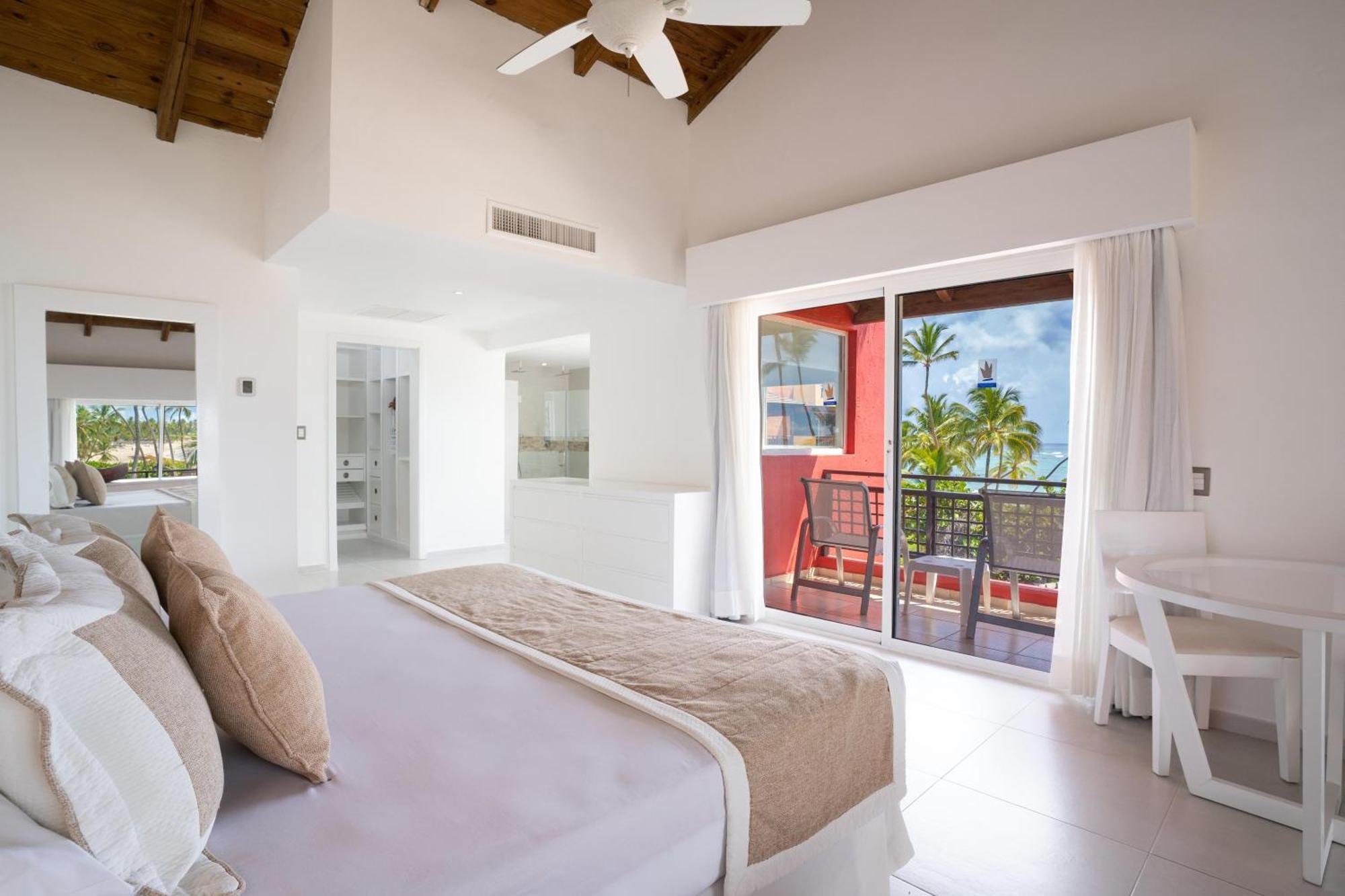 Honeymoon Suite