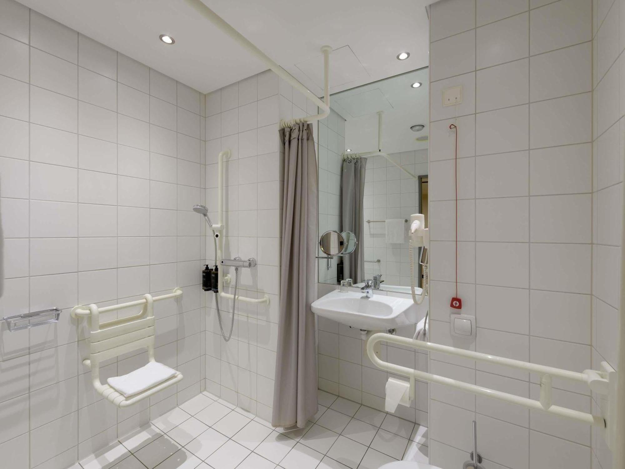 Standard Single Room,1704828696:JPEG