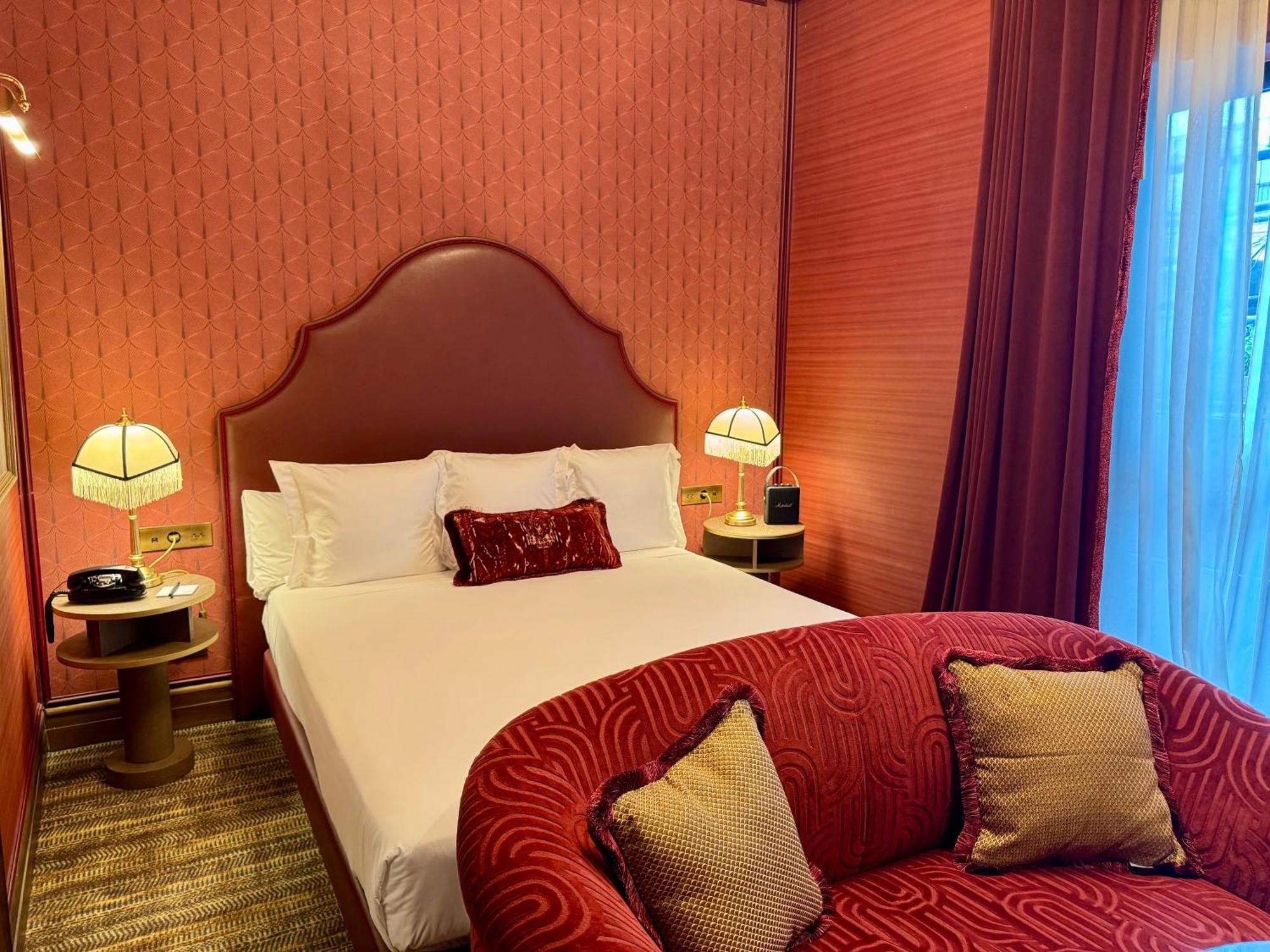 Deluxe Room Balcony,1742639498:JPEG