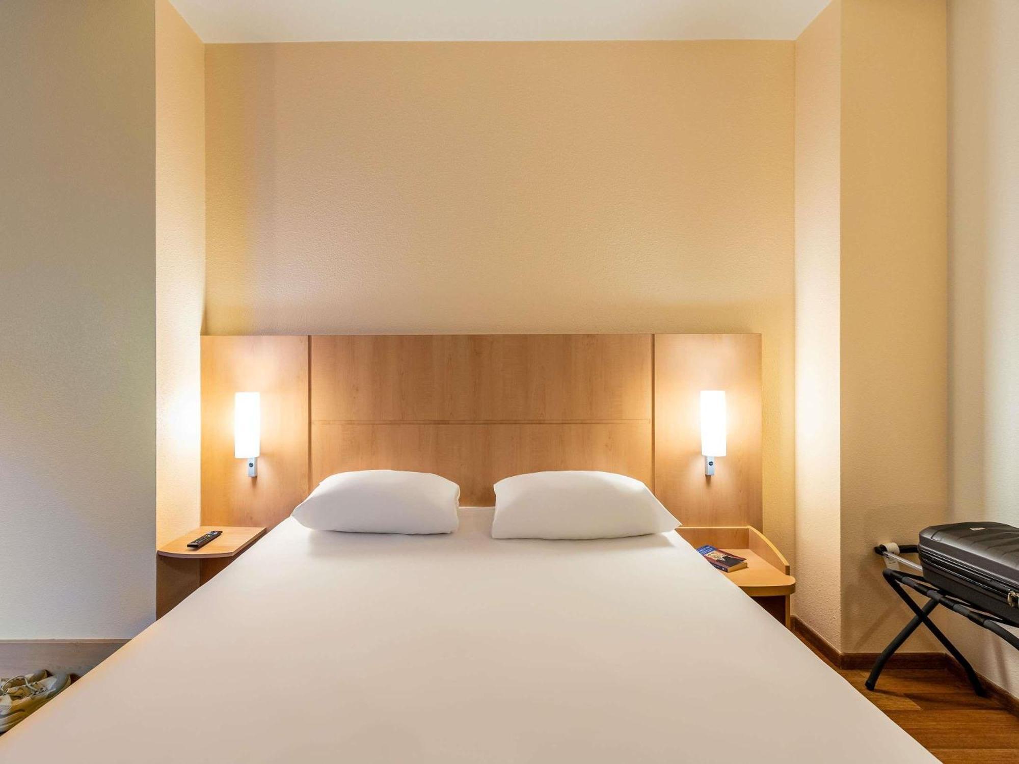 Standard Double Room - Mobility Accessible
