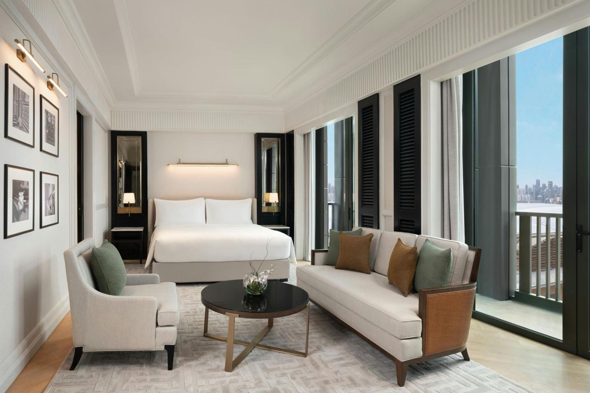 Grand Luxury King Suite