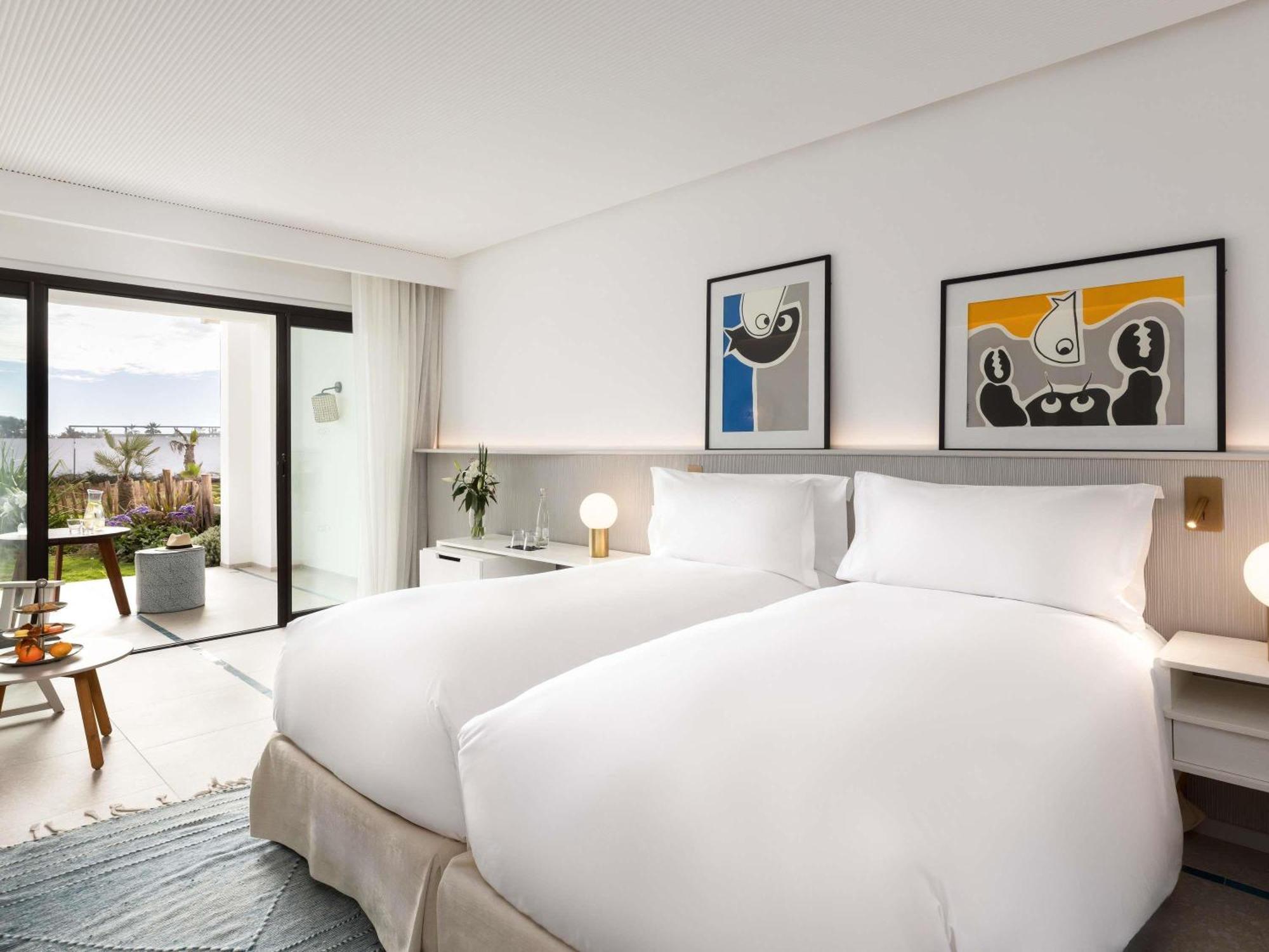 Luxury Twin Room with Garden View