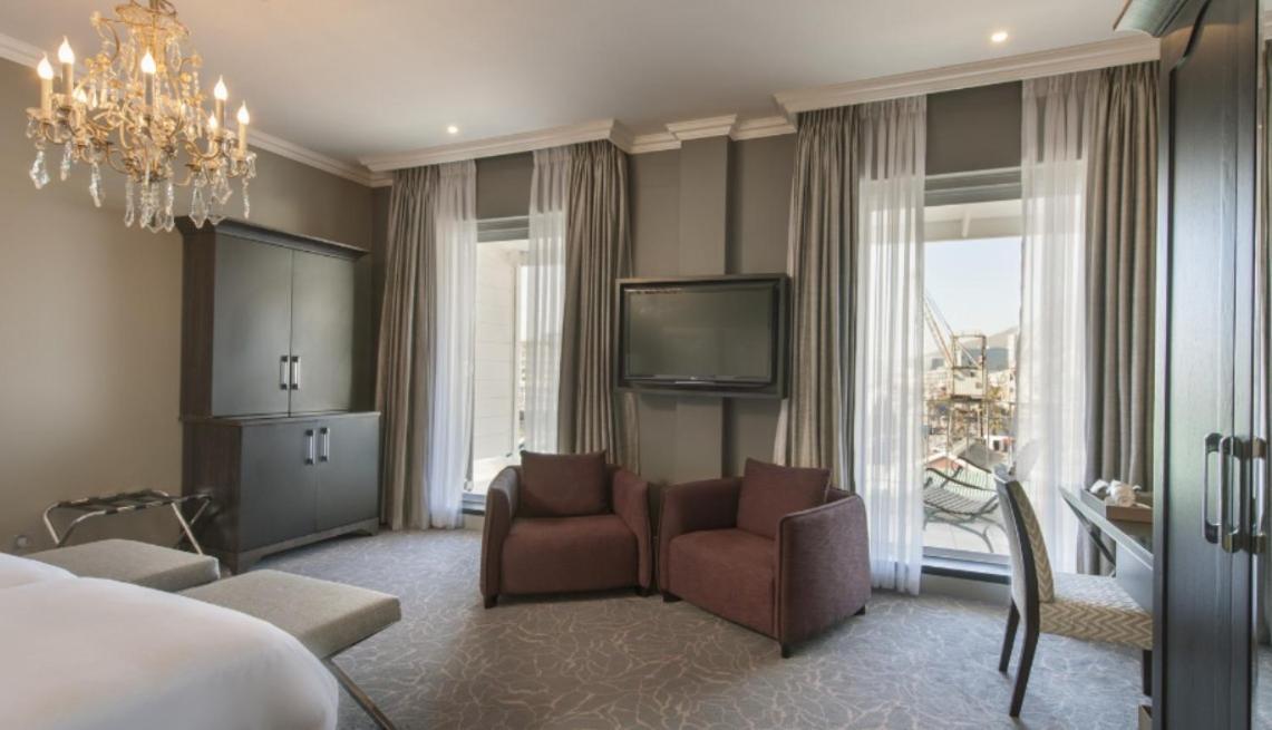 Premium Luxury Room