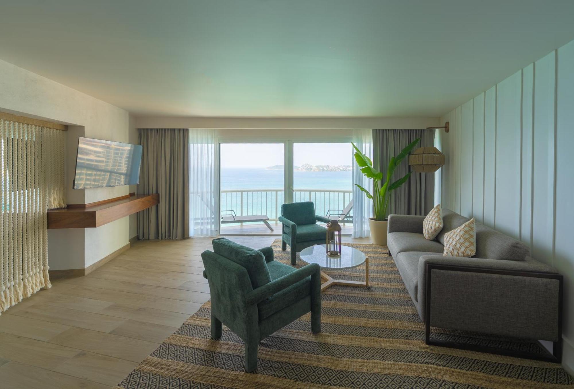 Royal Suite with Sea View,1706785639:JPEG