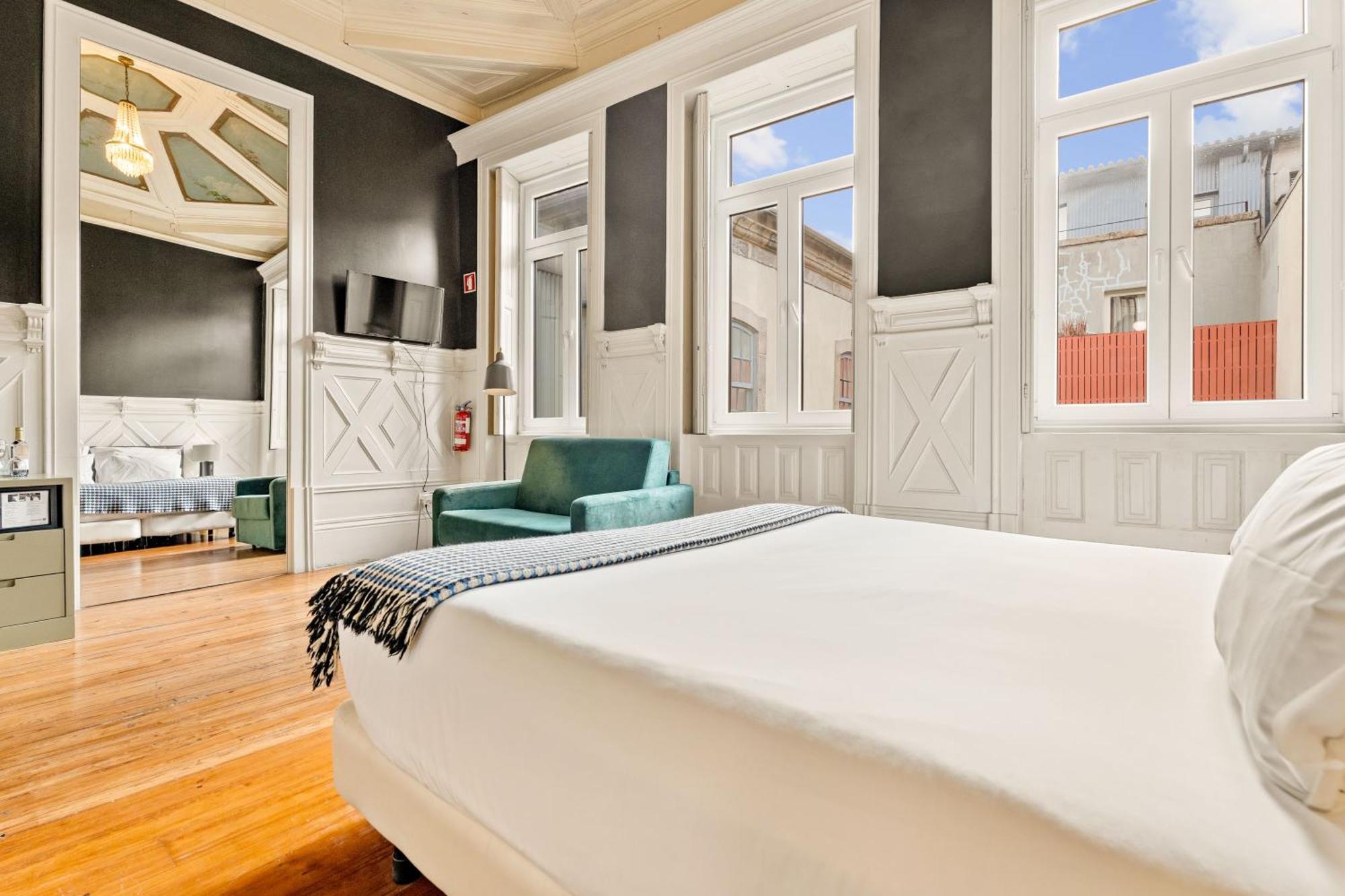 Superior Double Room,1706841101:JPEG