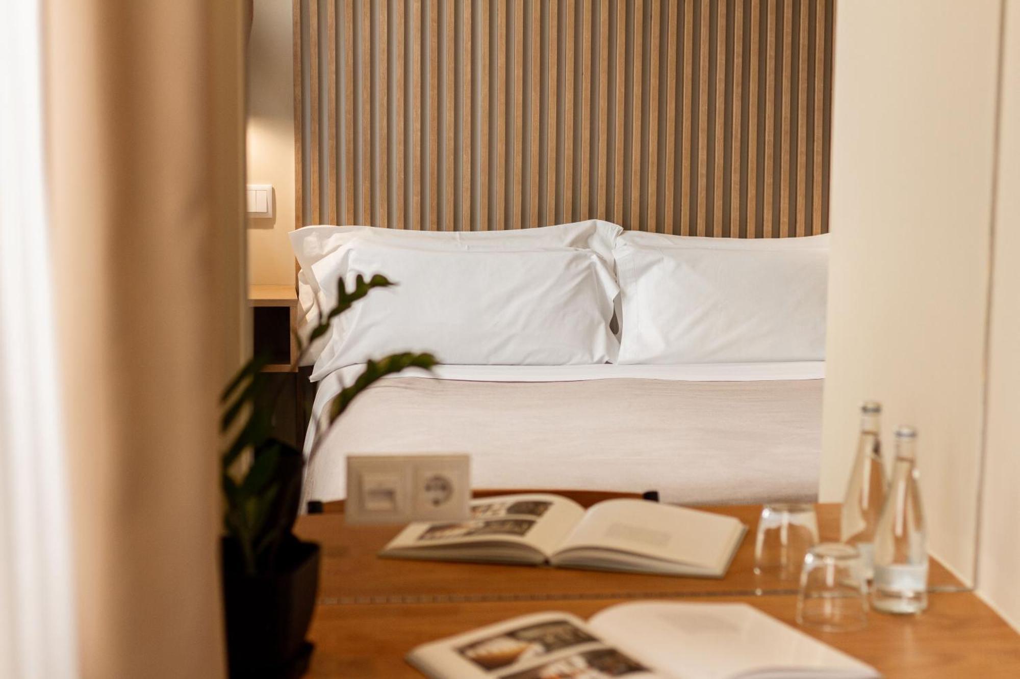 Double or Twin Room,1708321702:JPEG