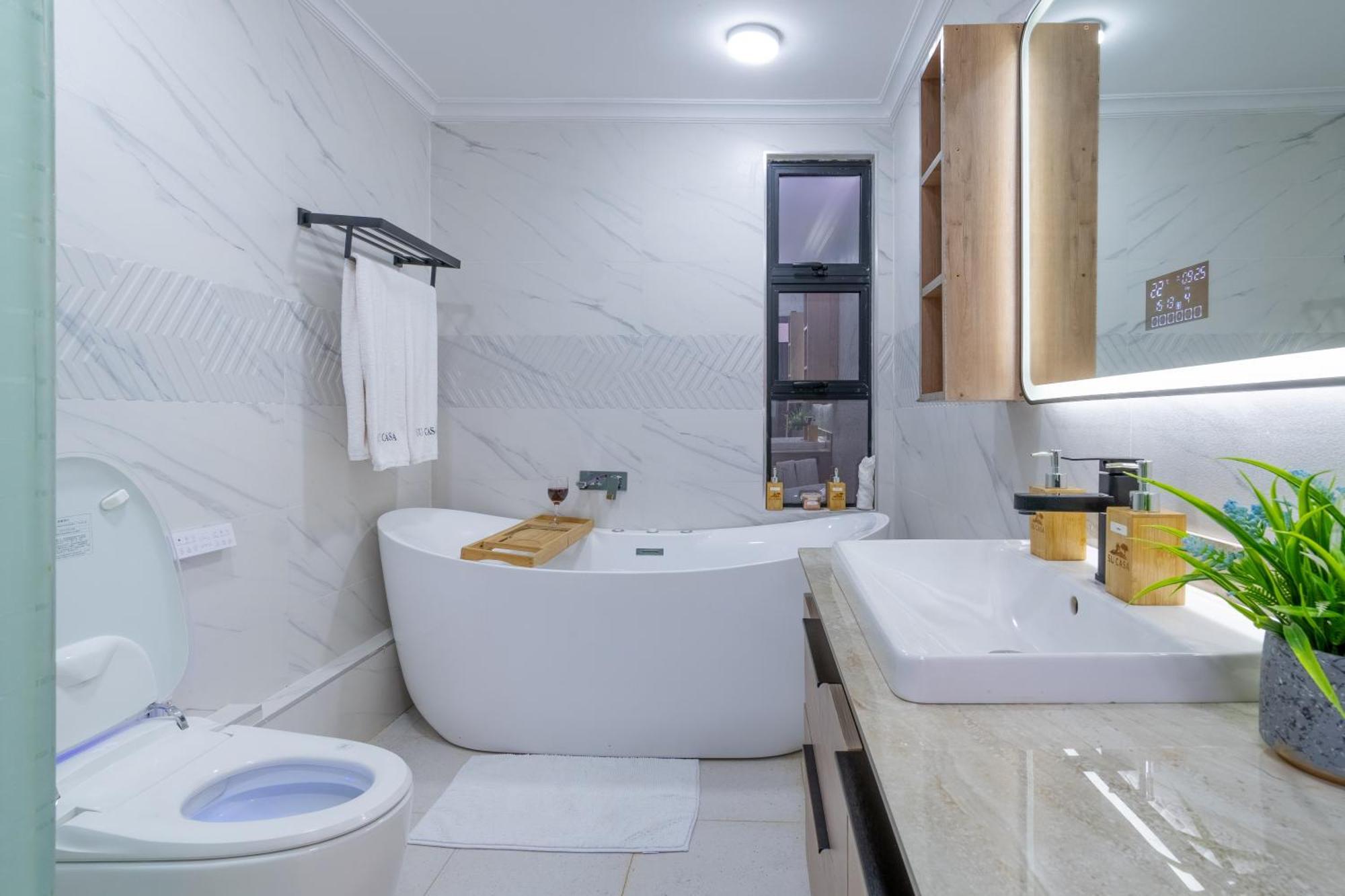 Suite,1708900448:JPEG