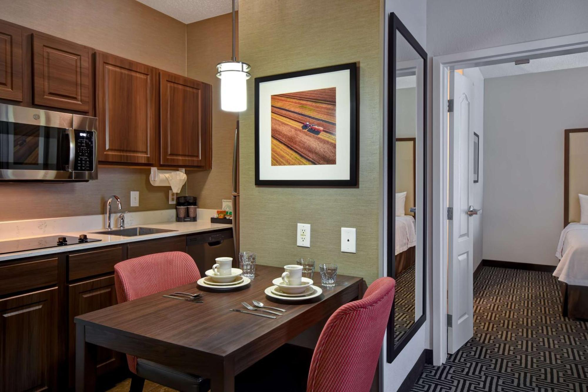One-Bedroom King Suite Non-Smoking