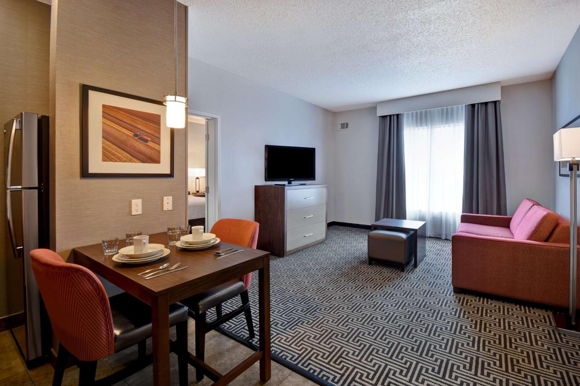 One-Bedroom King Suite Non-Smoking