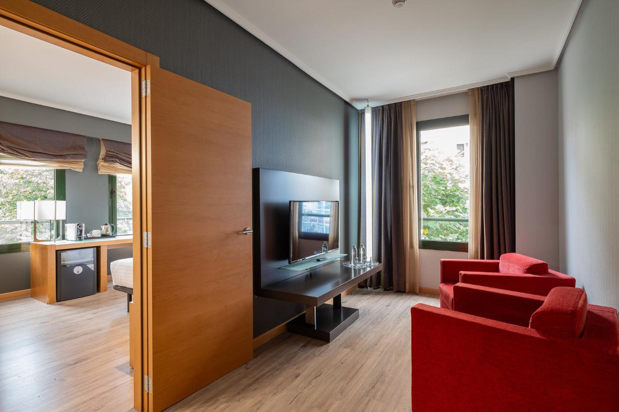 Junior Suite,1716985839:JPEG