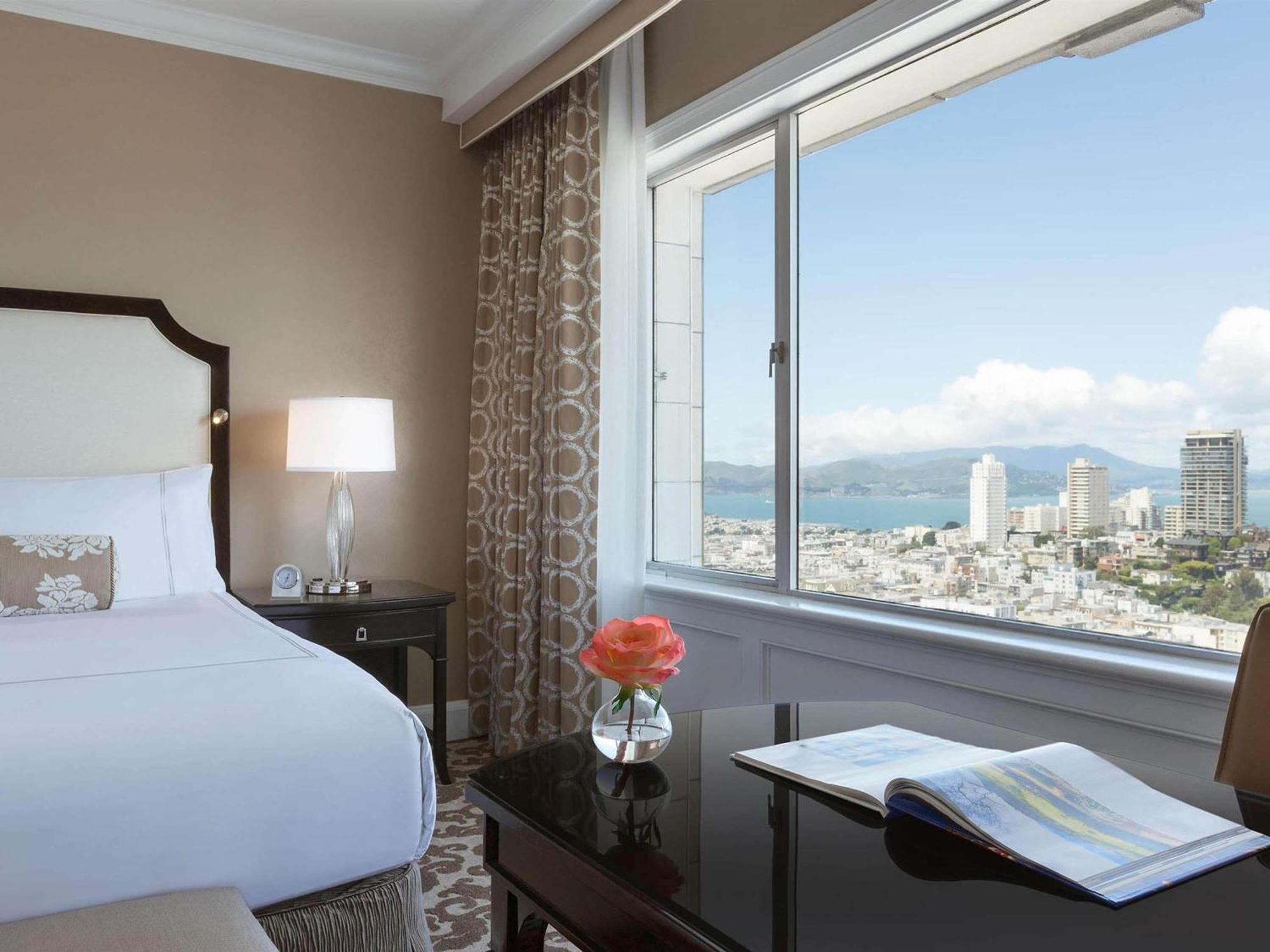 Signature King Room Bay View
