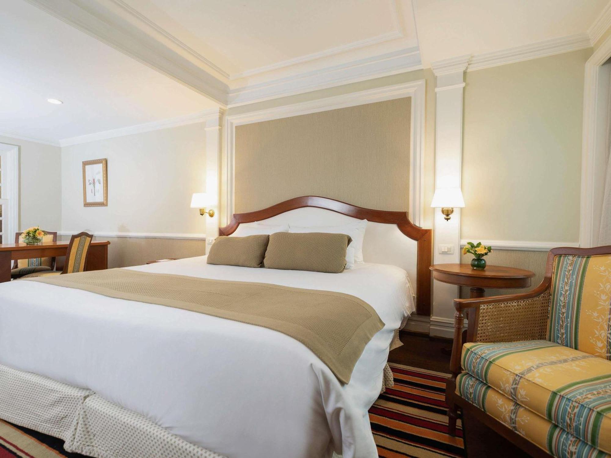 Quarto Superior com Cama King-size