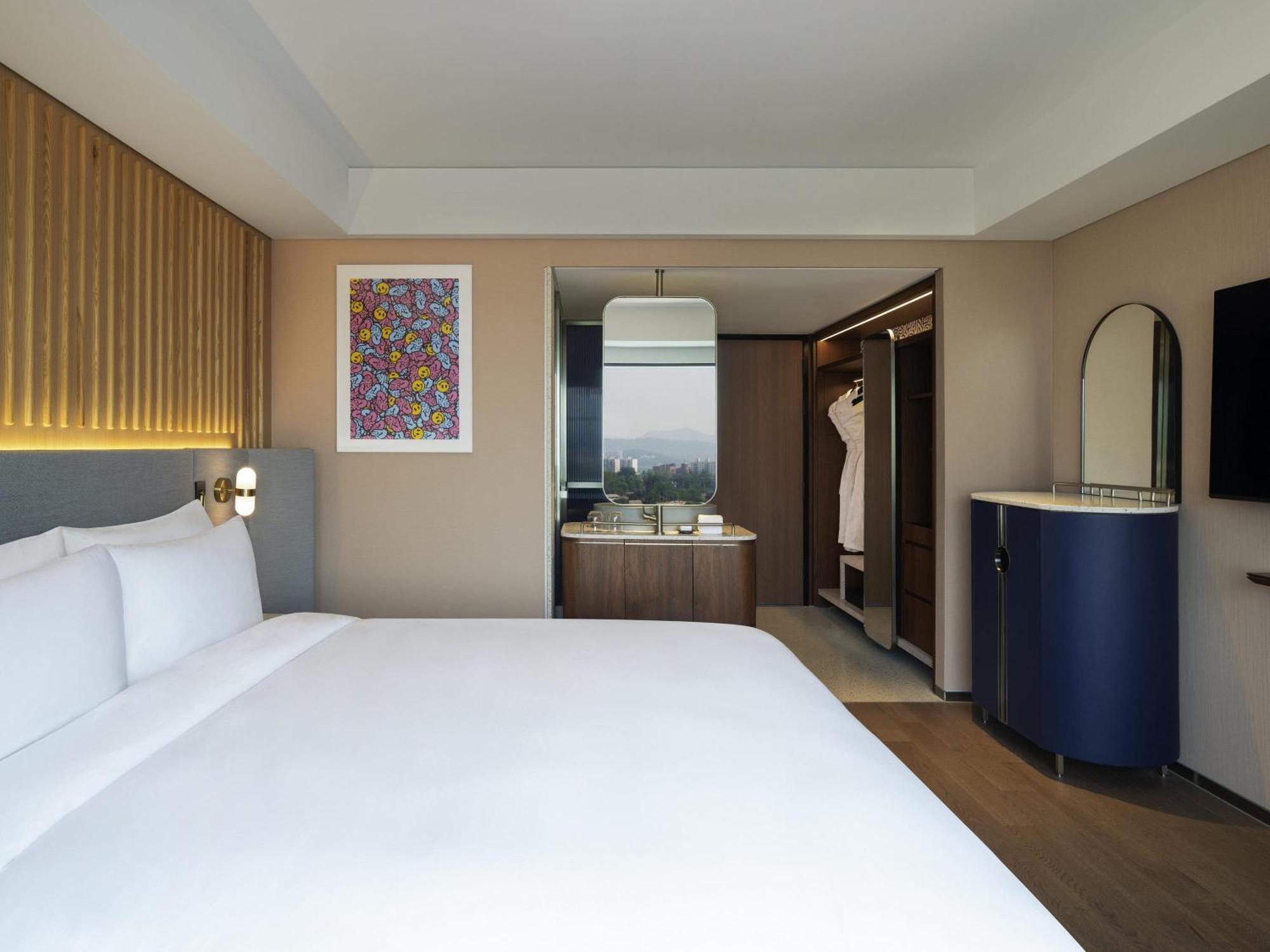 Signature King Room,1717194536:JPEG