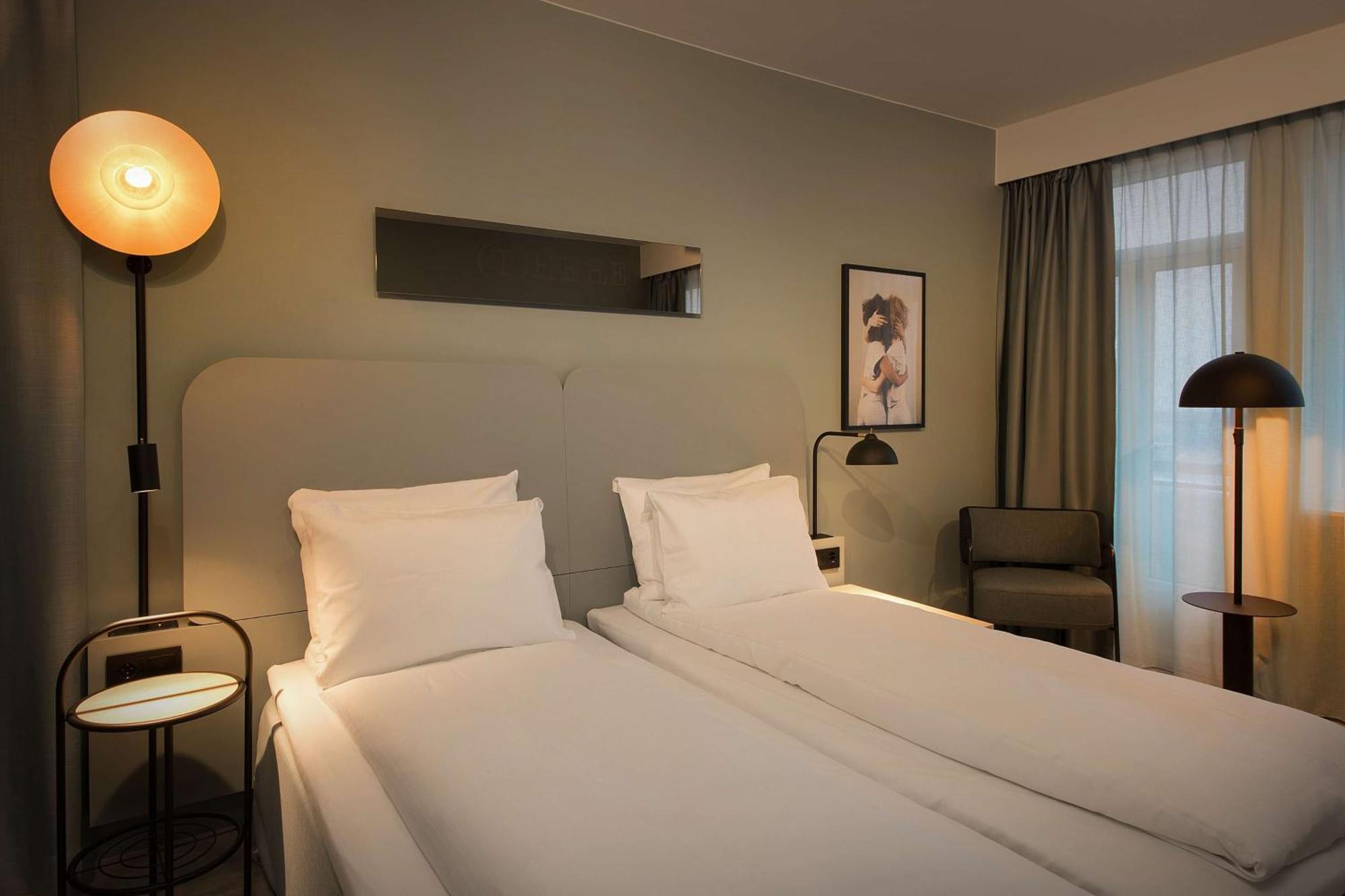 Standard Twin Room,1722907176:JPEG