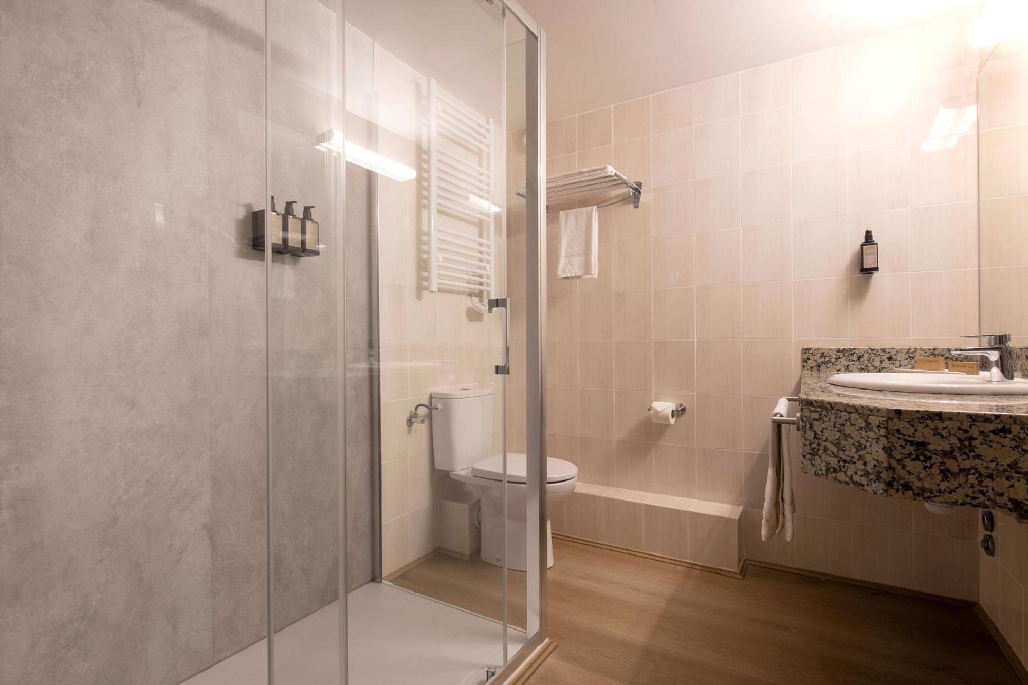 Superior Triple Room,1739360409:JPEG