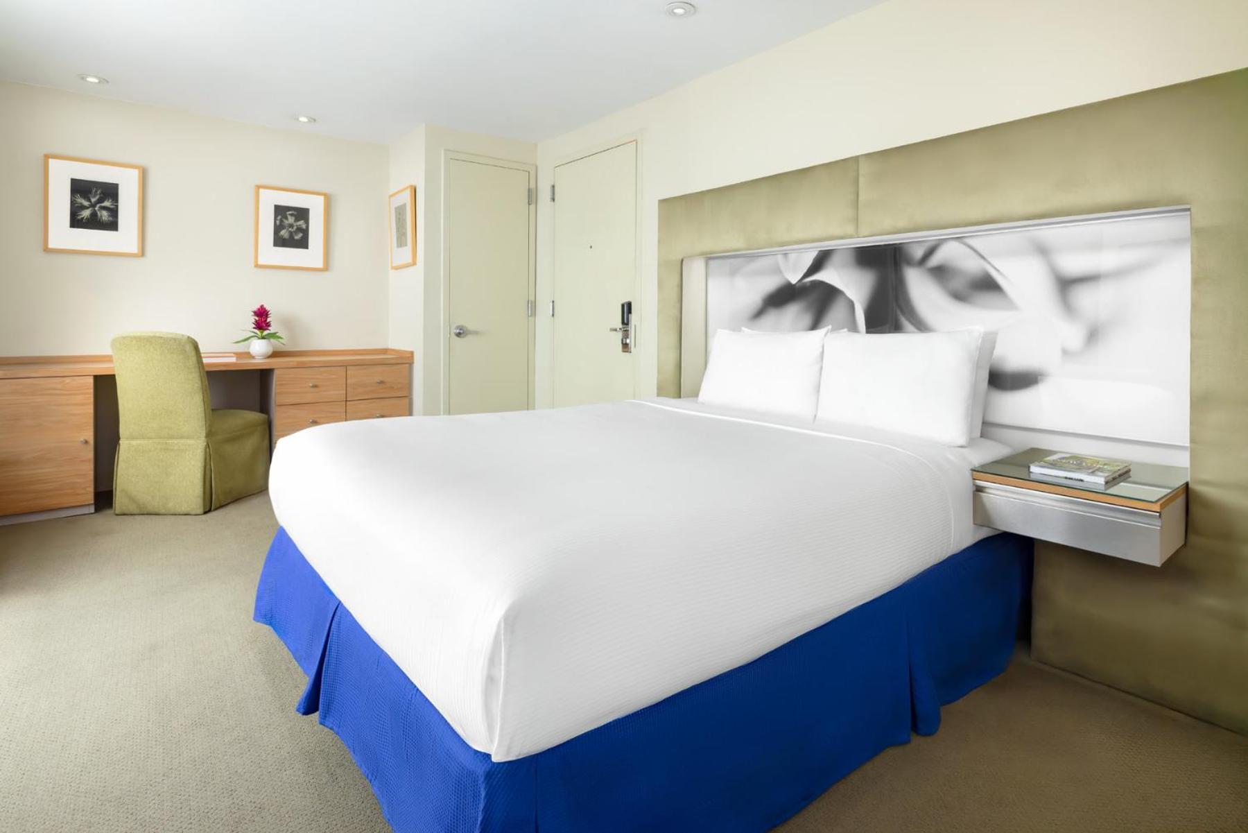 Deluxe Queen Room,1739370471:JPEG