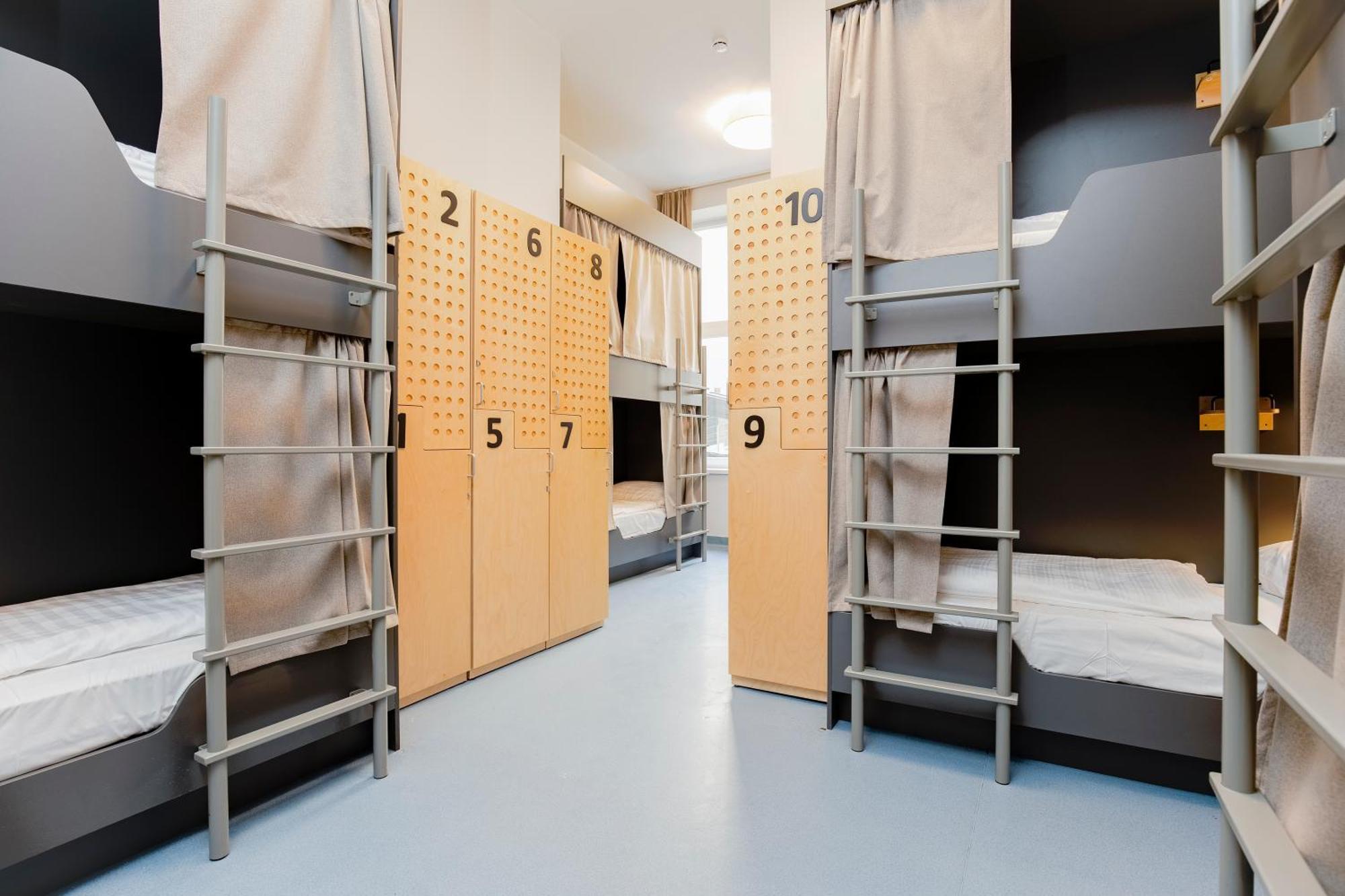 Bett im gemischten Schlafsaal mit 10 Betten