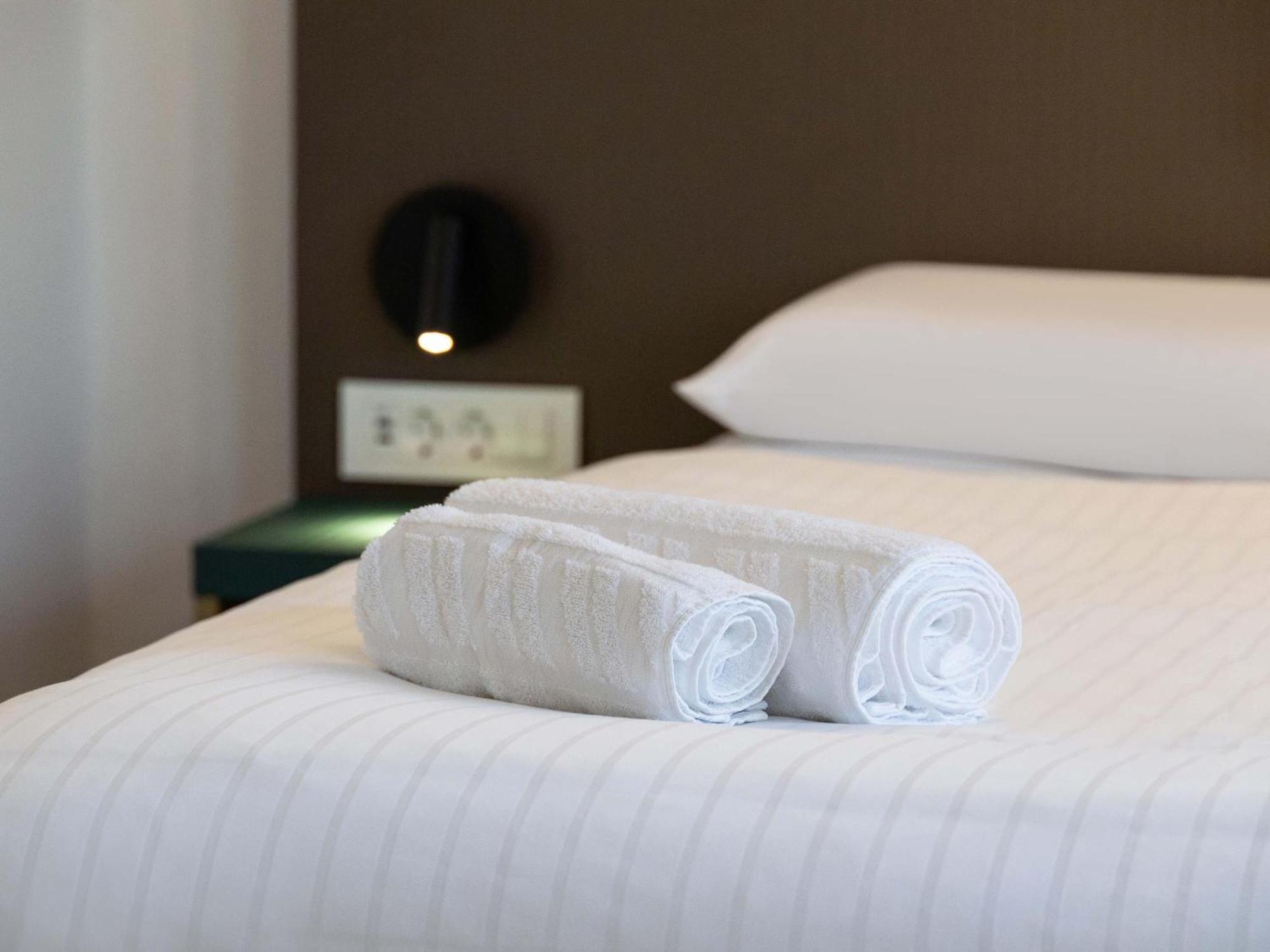 Triple Room,1742592014:JPEG