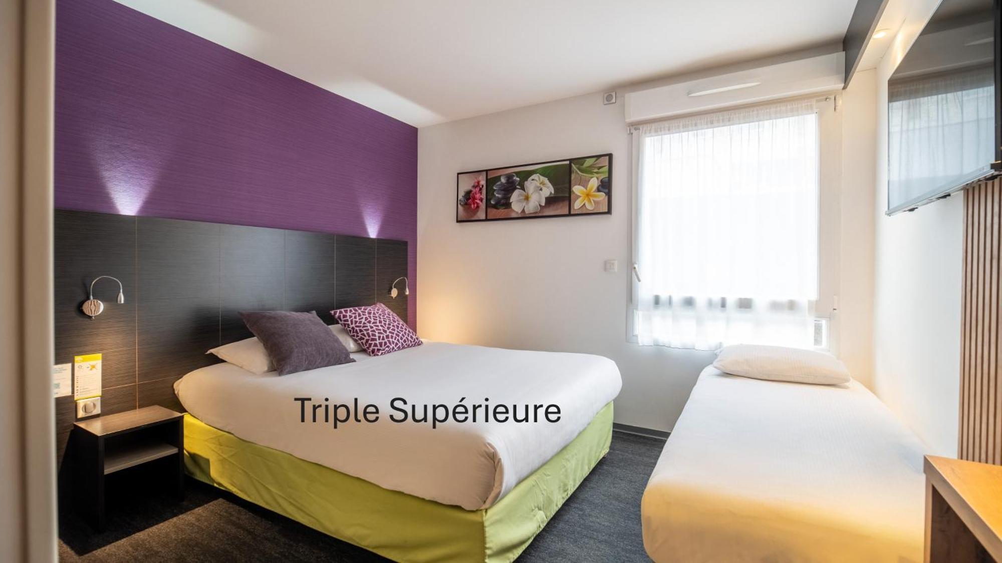 Chambre Triple avec 1 Lit Double et 1 Lit Simple