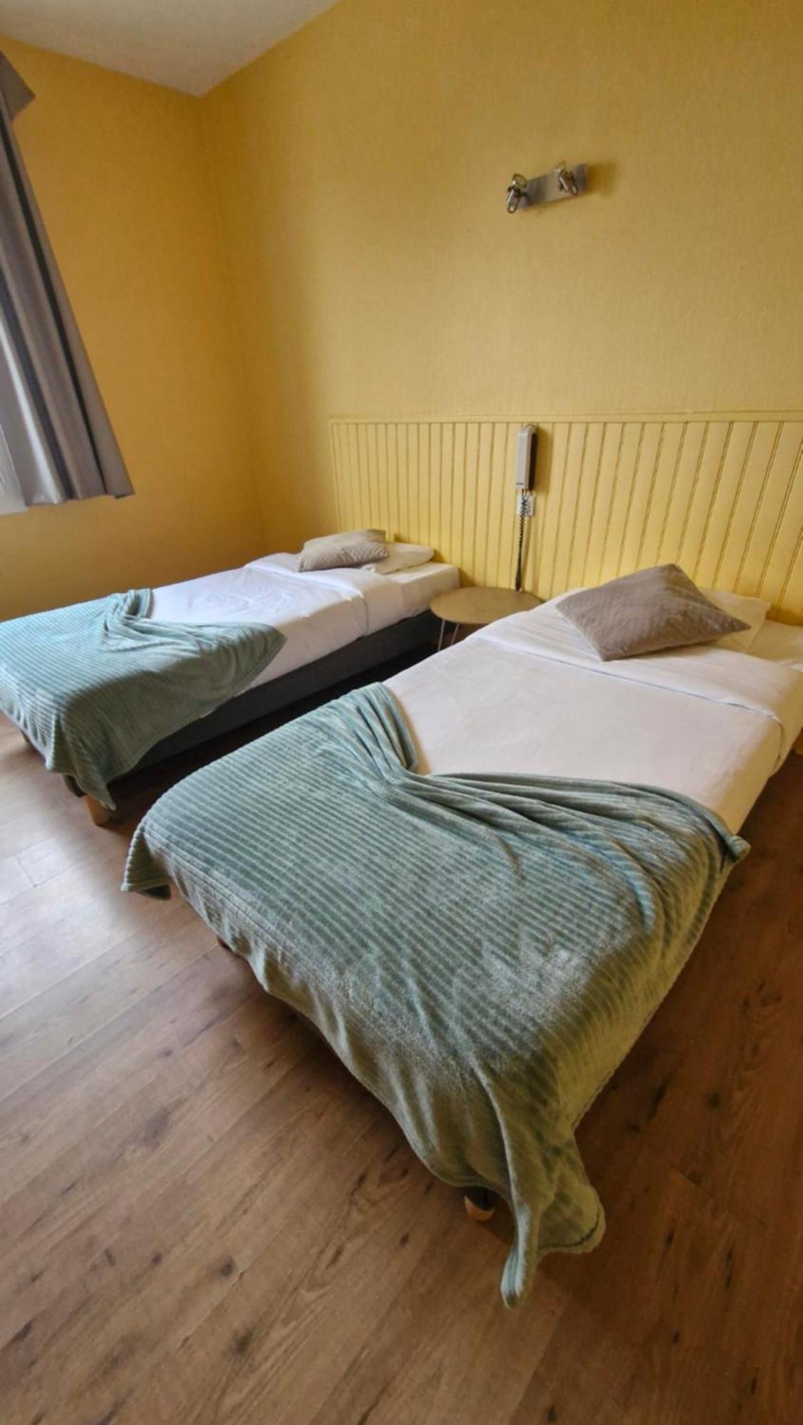 Chambre Double ou Lits Jumeaux - Vue sur Ville