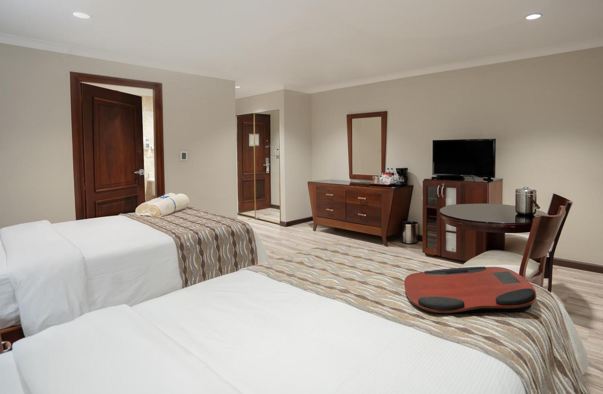 Superior  Room1 King Bed