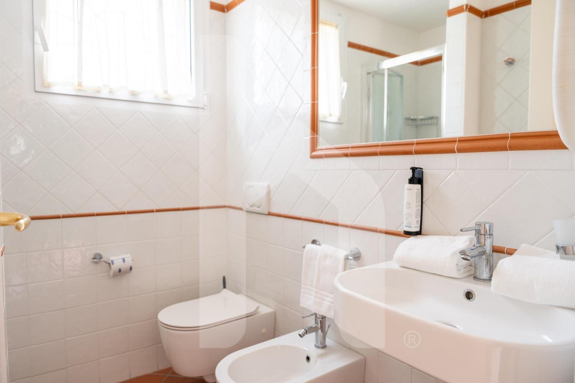 Two-Bedroom Apartment,1742724156:JPEG