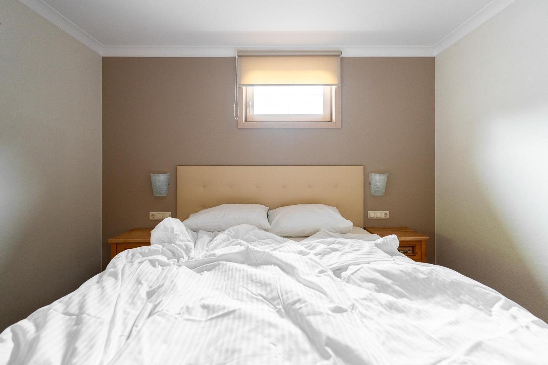 Large Two-Bedroom Apartment,1742738391:JPEG