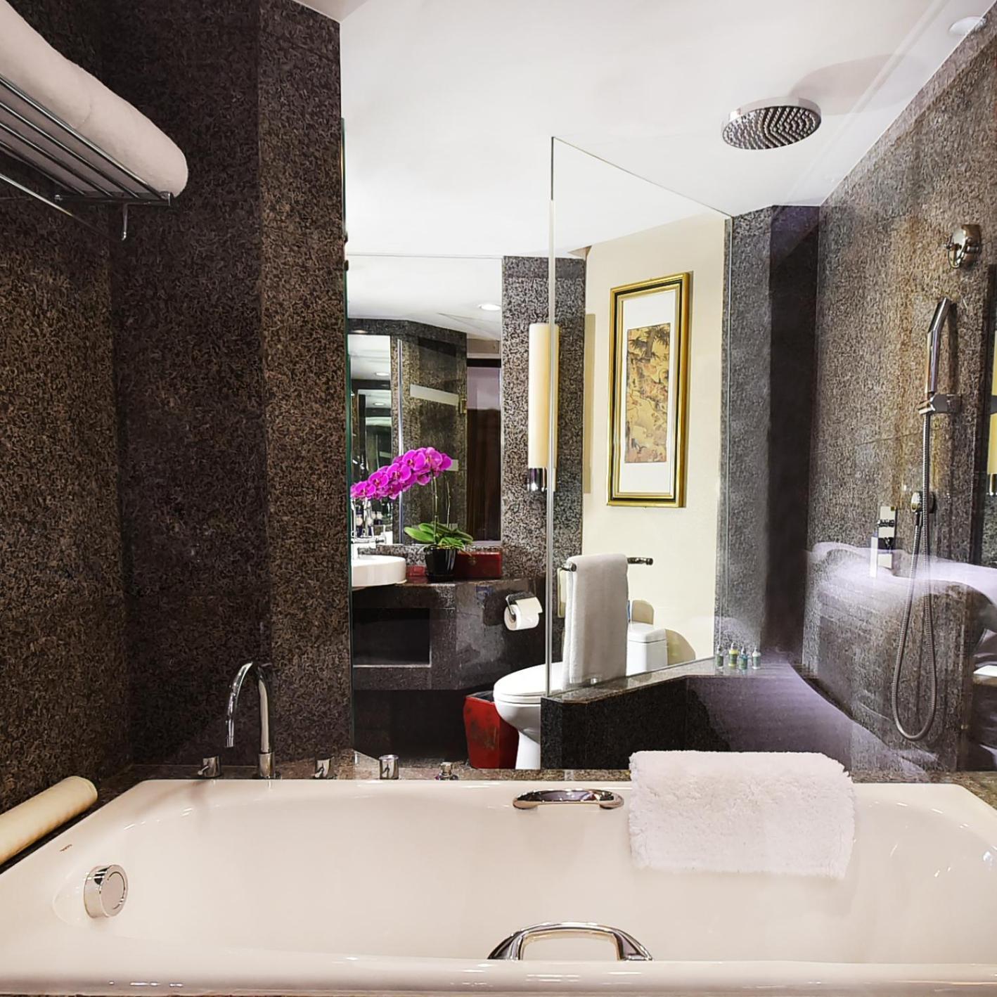 King Bed Room