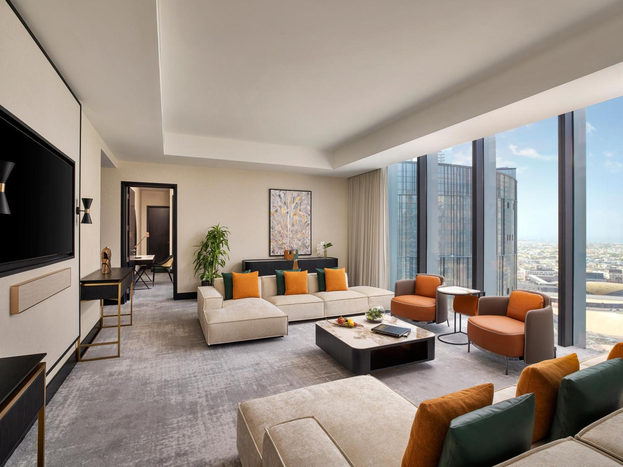 Luxury Suite,1742821879:JPEG