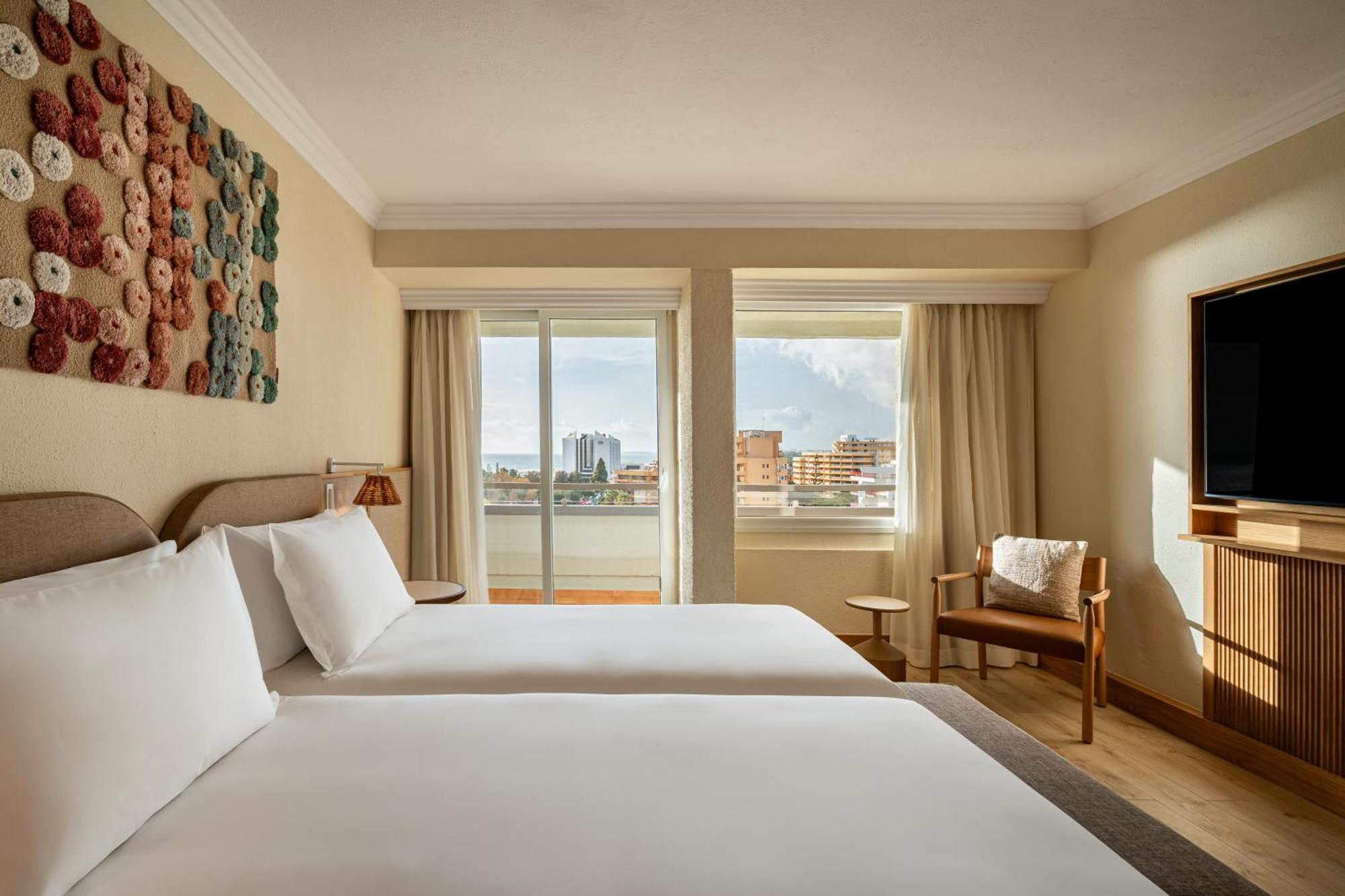 Twin Room,1746828261:JPEG