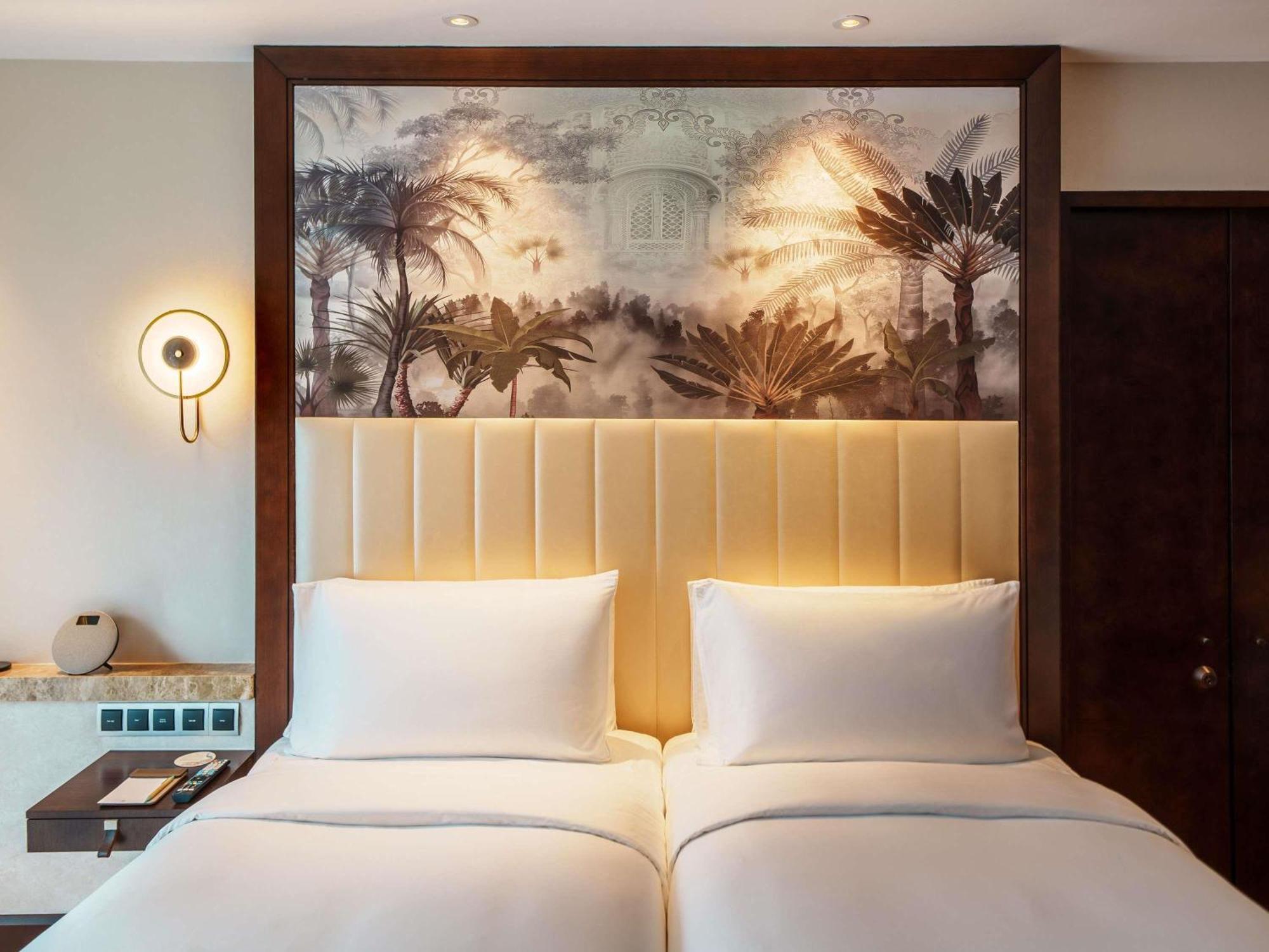 Luxury Twin Room
