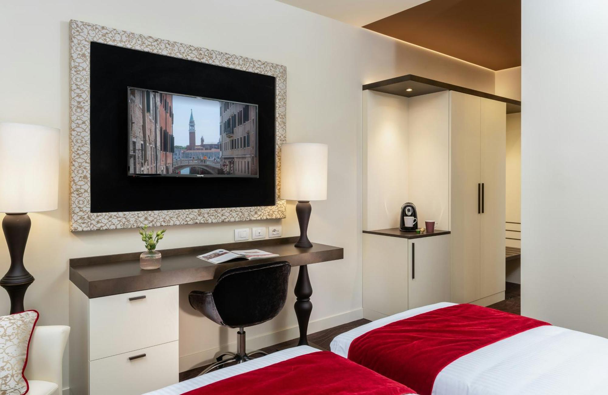 Comfort Room