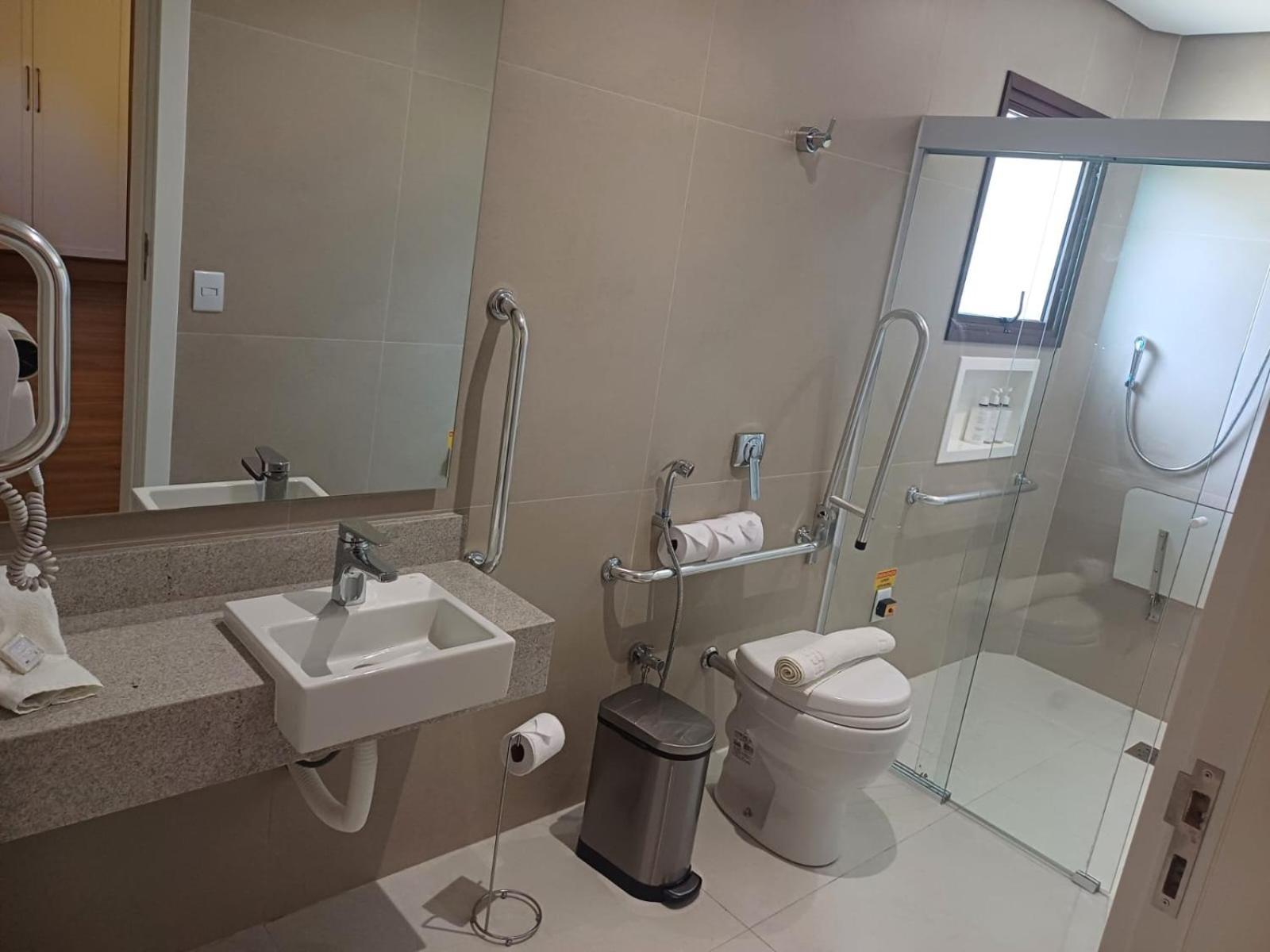 Quarto Triplo - Acessível para Hóspedes com Mobilidade Reduzida