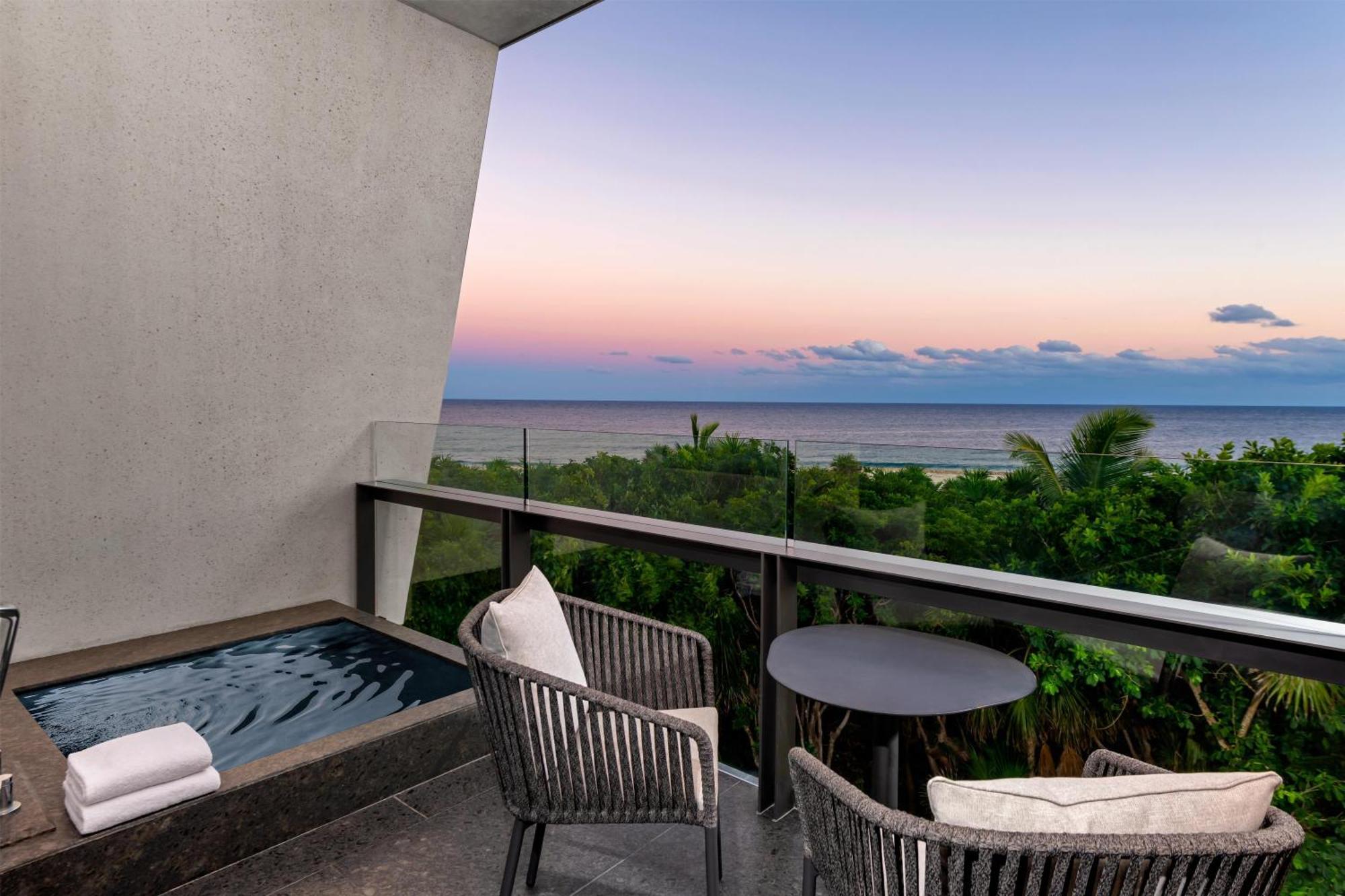 King Room Partial Ocean View