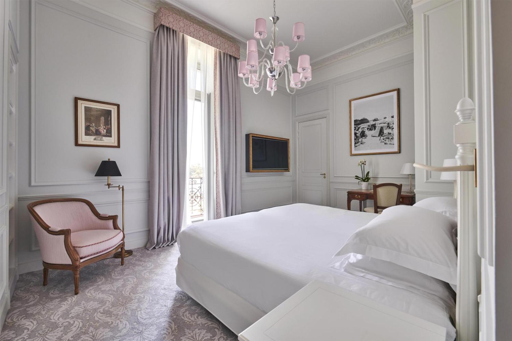 Deluxe King Room with Ocean View,1758269015:JPEG