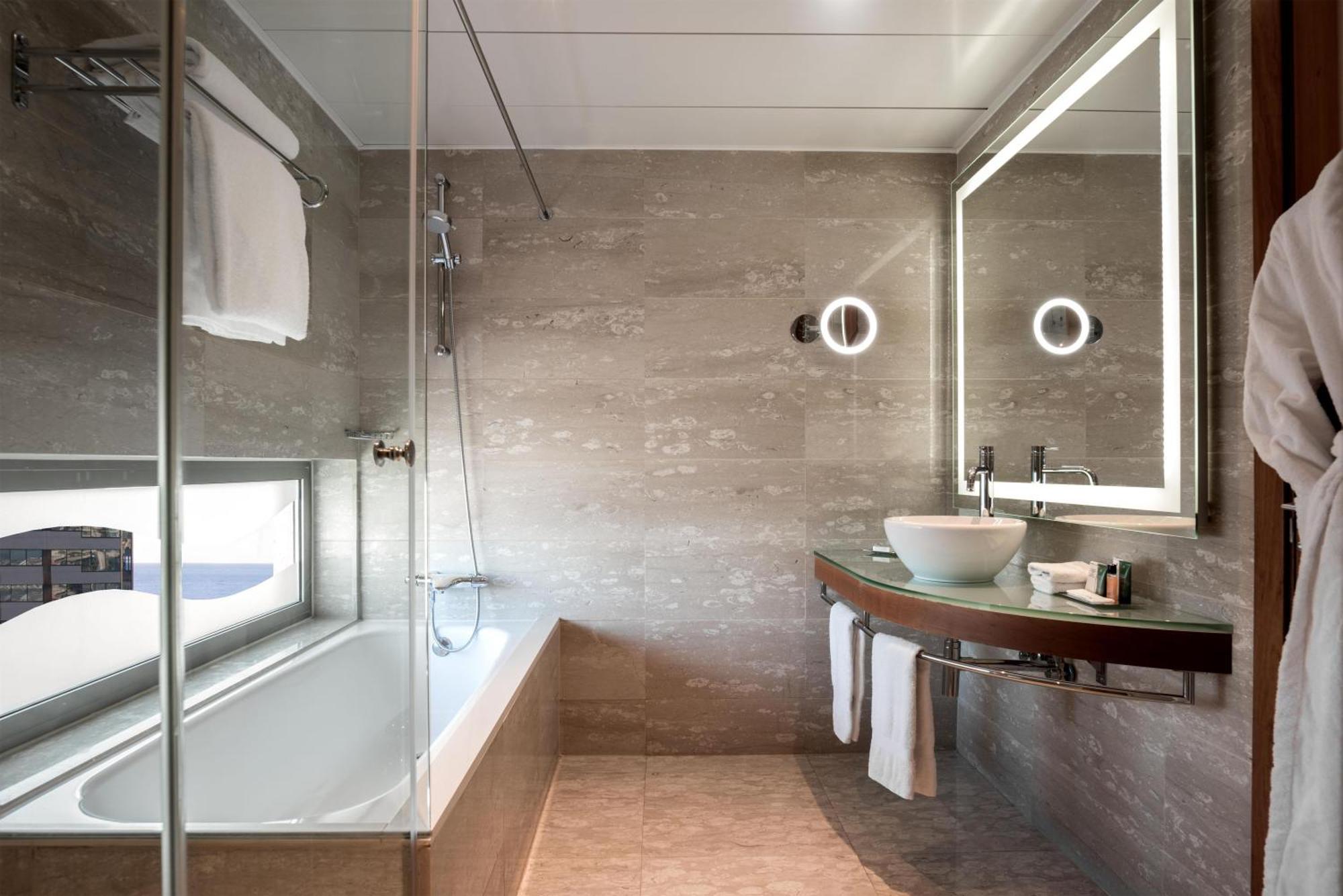 Deluxe King Room,1758281060:JPEG