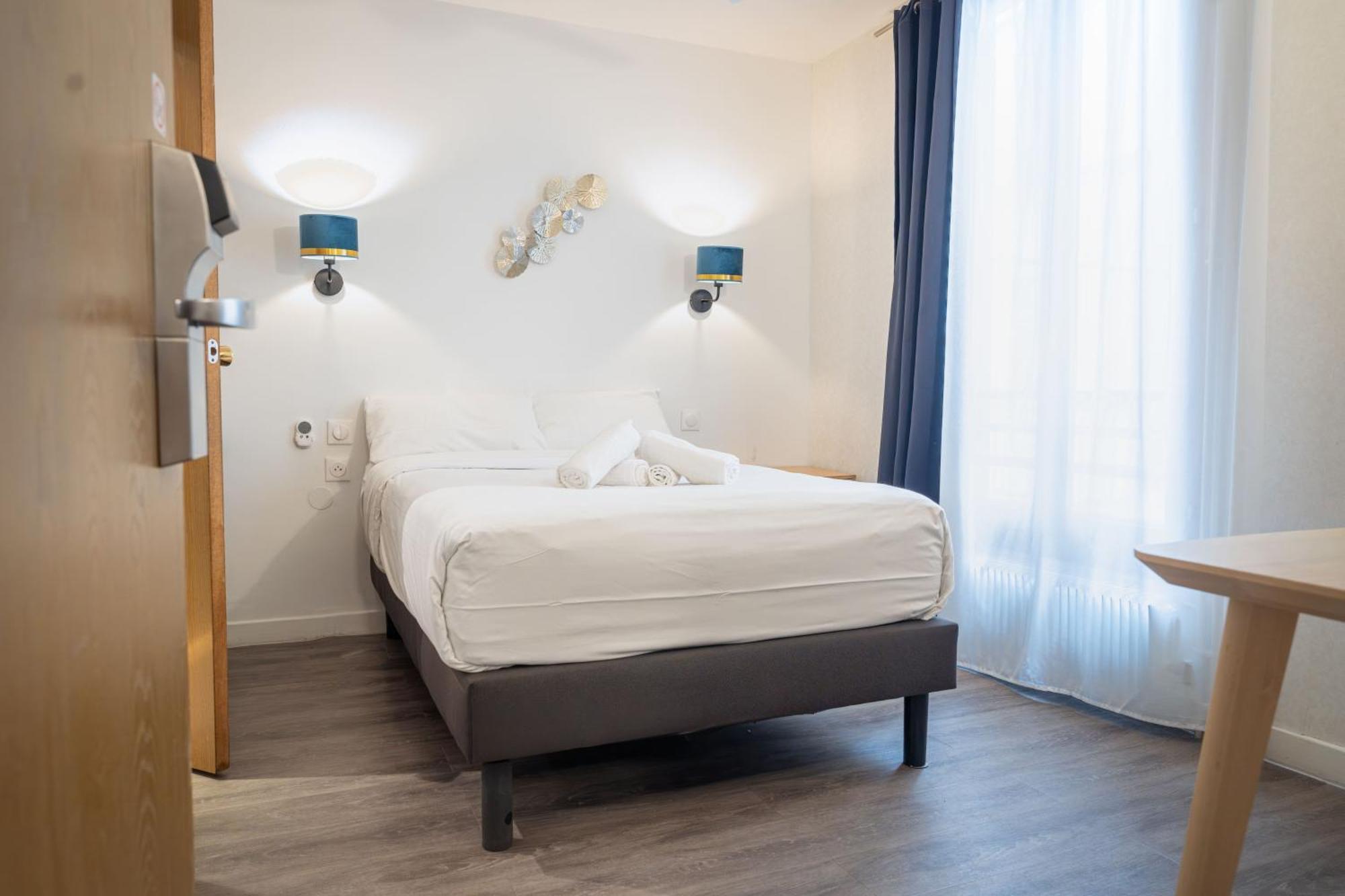 Standard Room,1758287269:JPEG