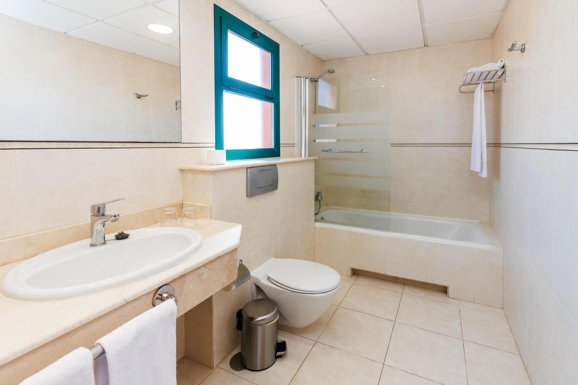 Appartamento con Vista Piscina