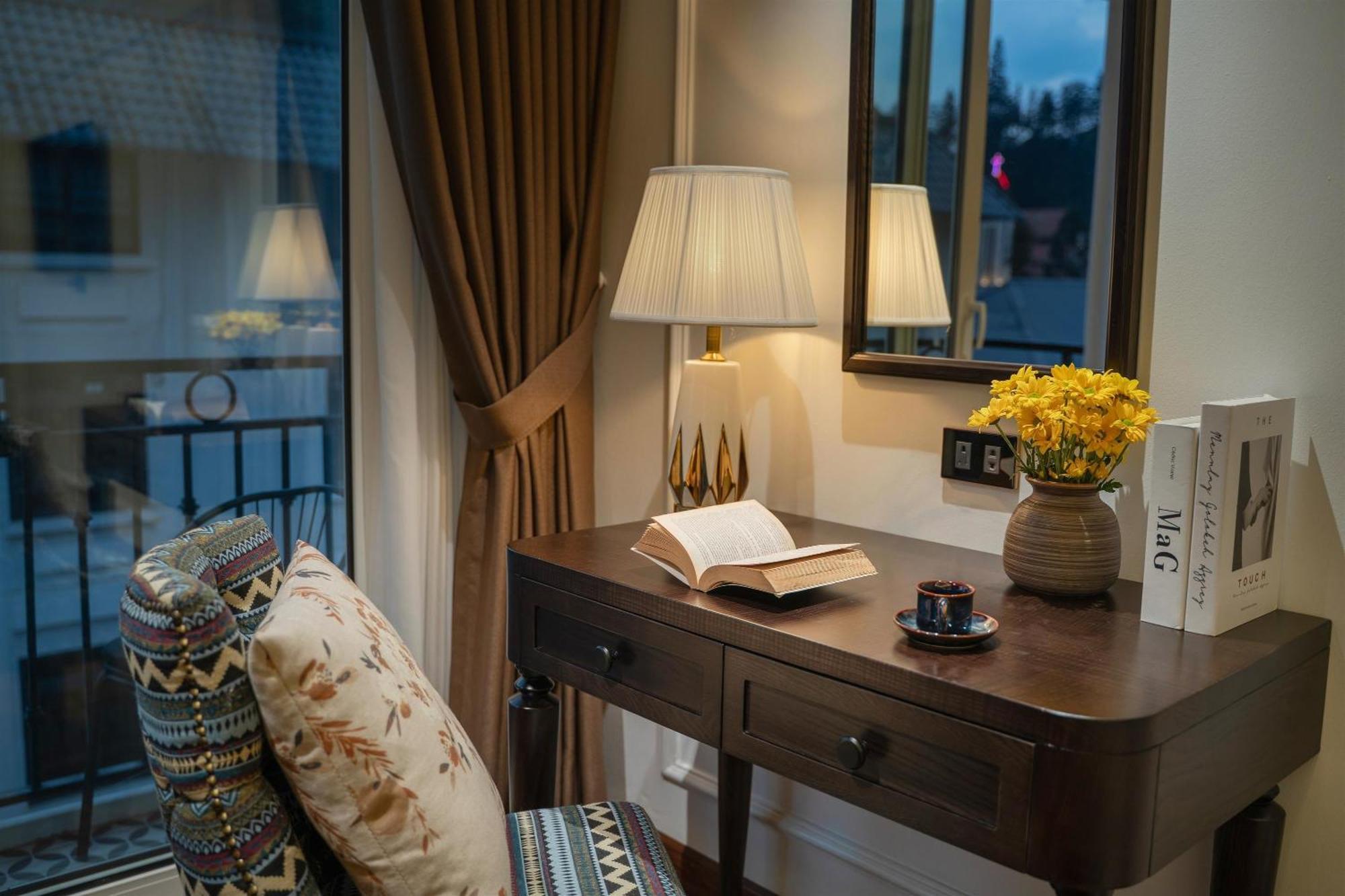 Deluxe Room with Balcony
