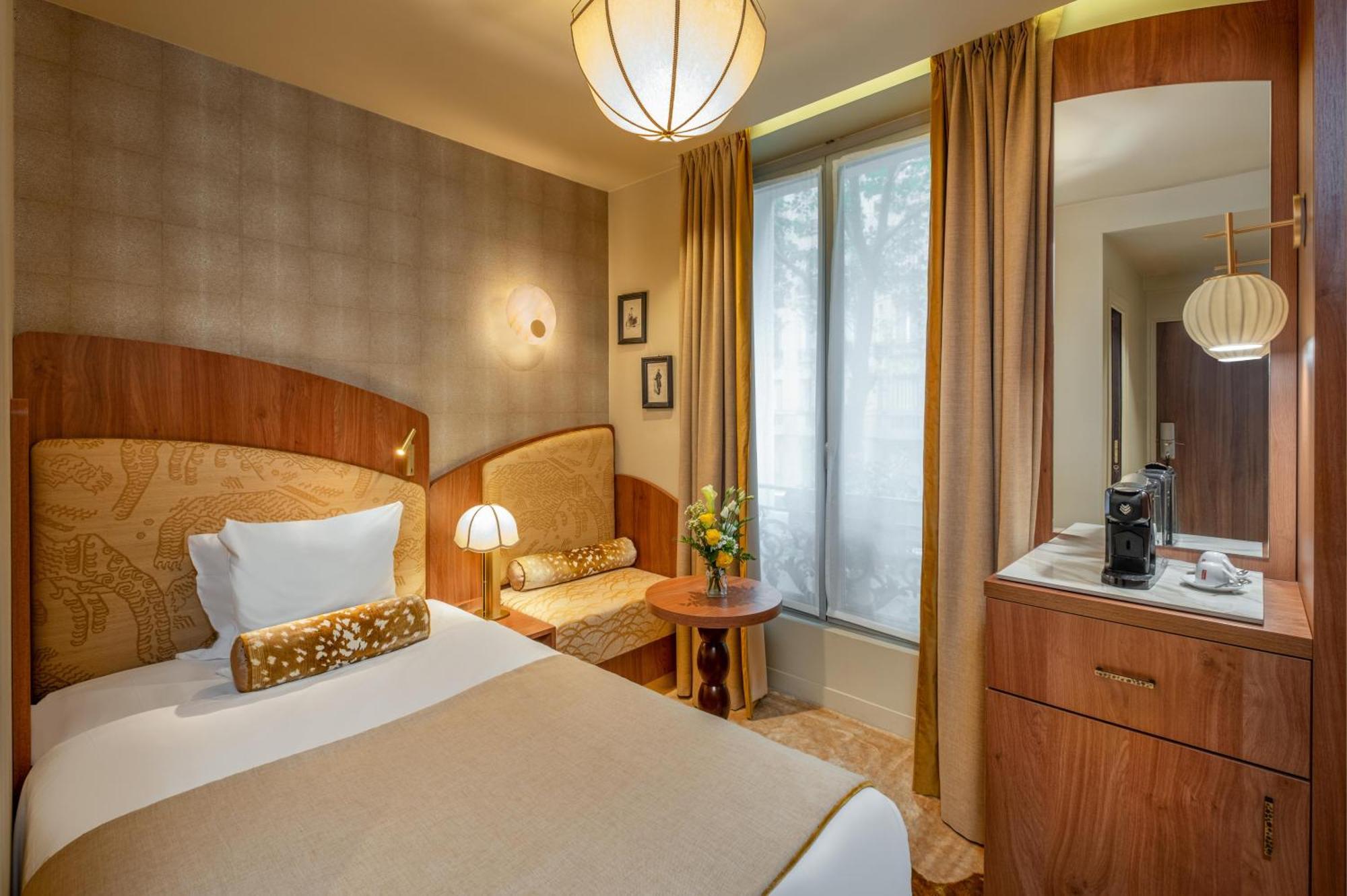 Classic Single Room