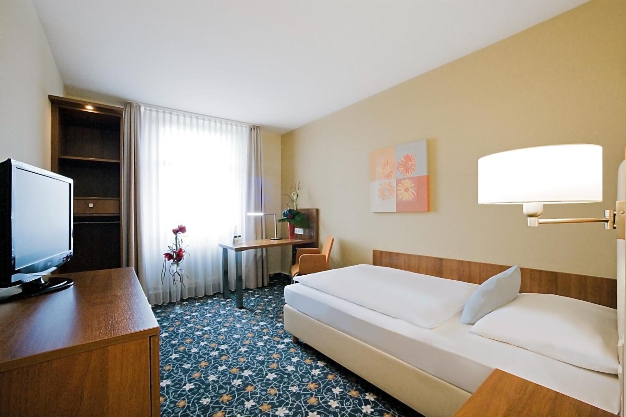Standard Single Room,1758520827:JPEG