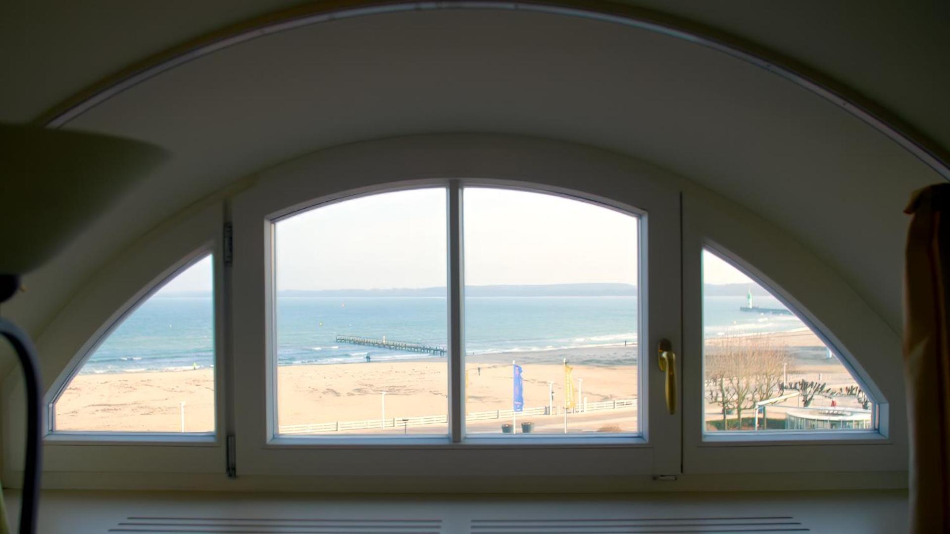 Junior Suite with sea view in the attic