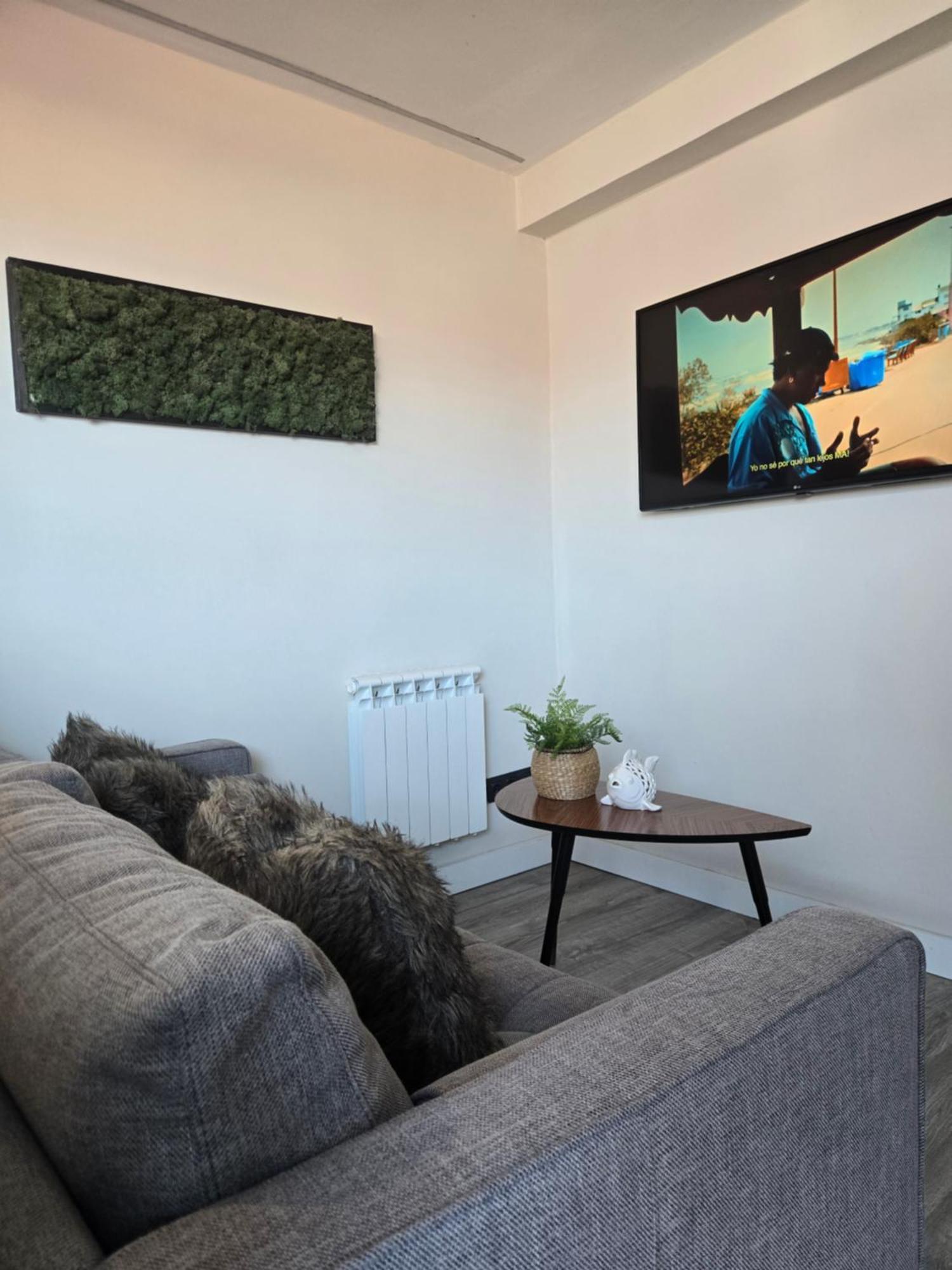 Apartment with Terrace,1765881557:JPEG