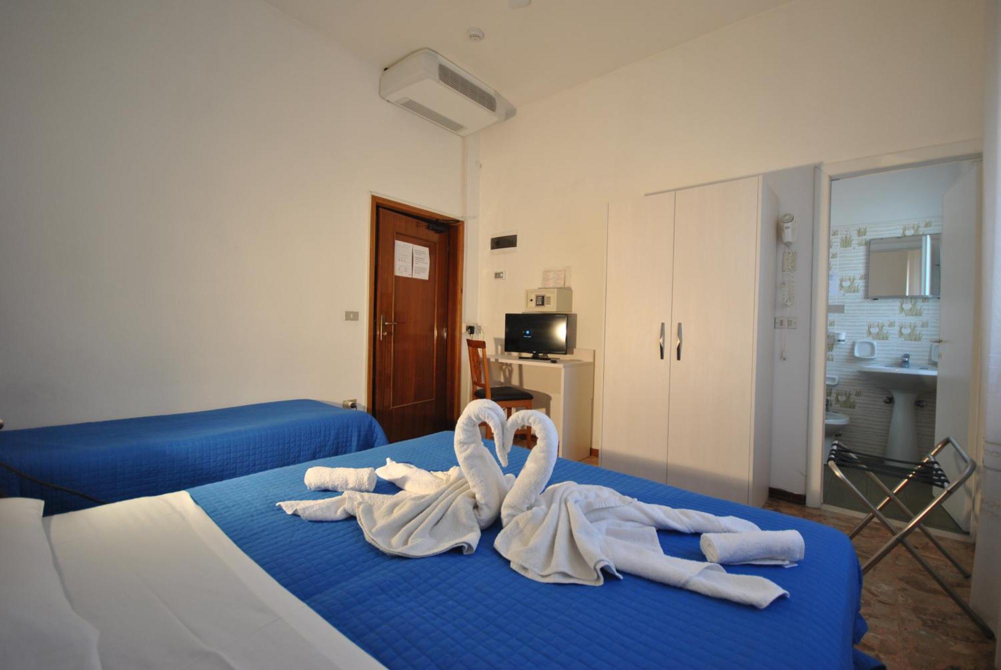 Double or Twin Room Annex