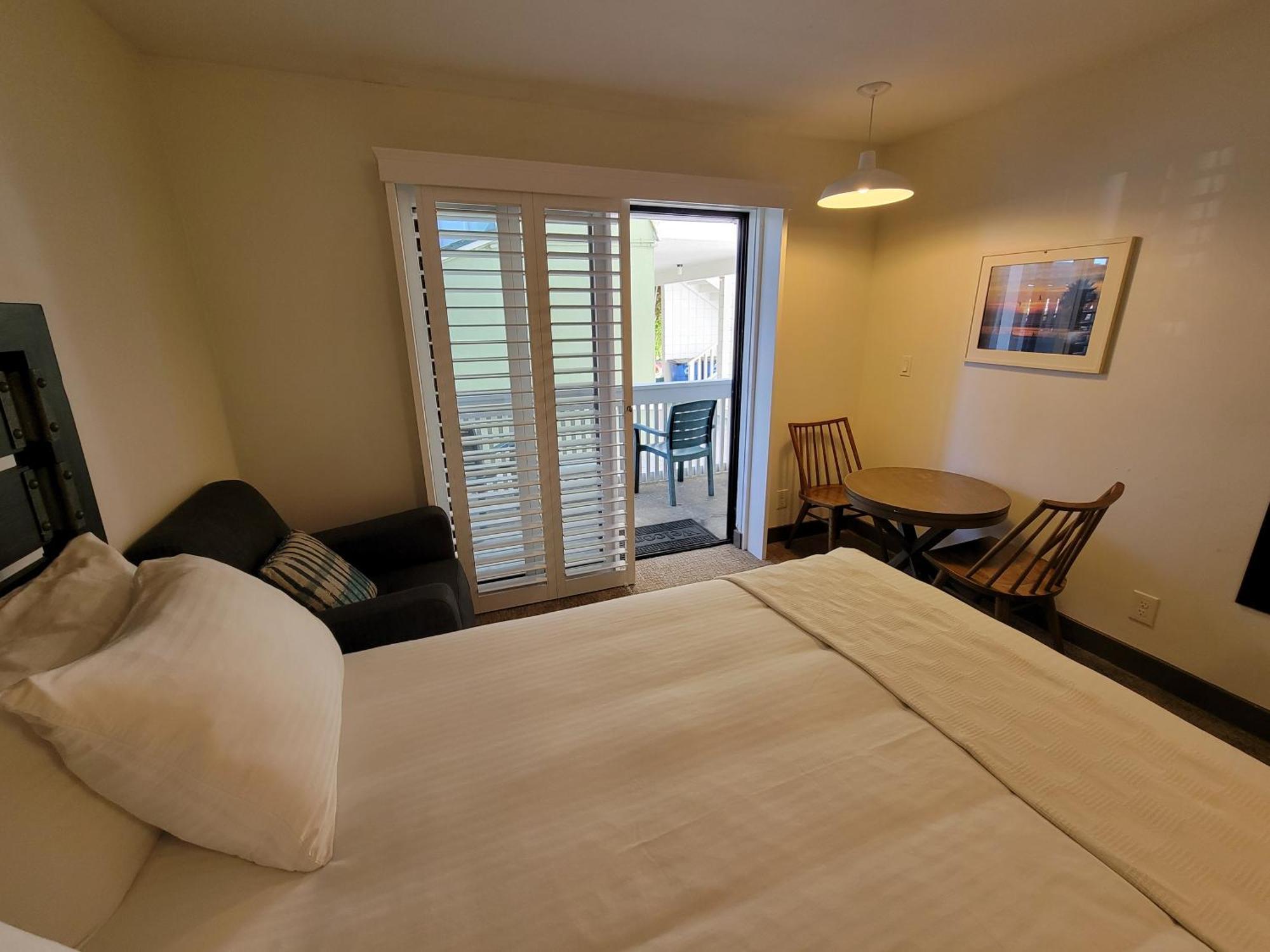 Vierbettzimmer mit Balkon
