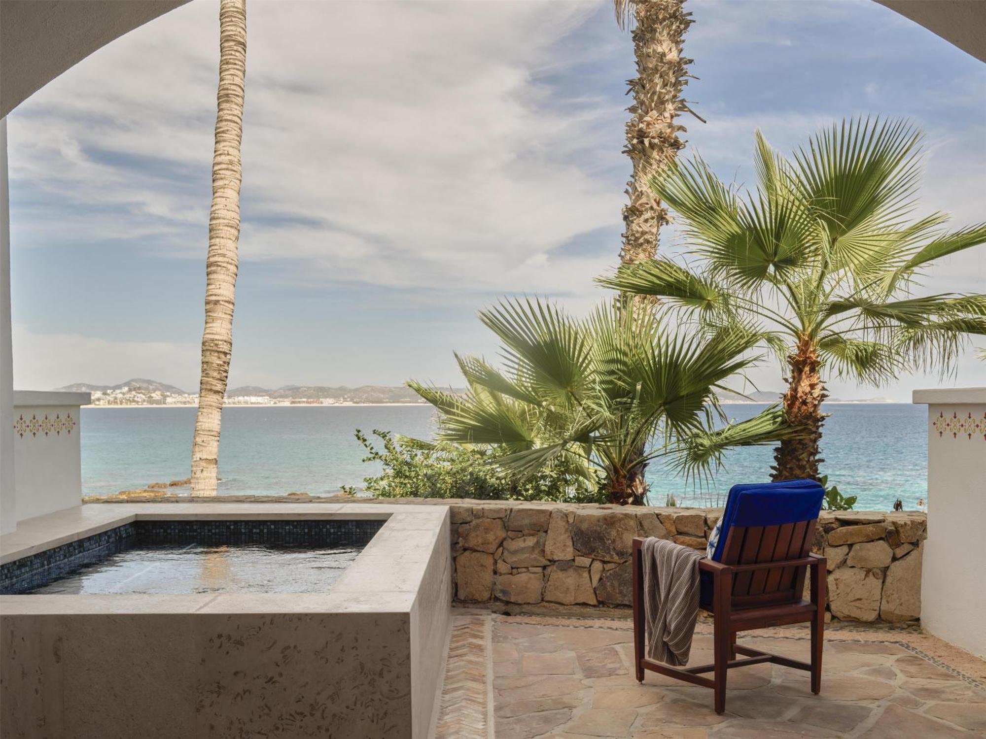 Palmilla Oceanfront Room Plunge Pool Queen,1769535472:JPEG