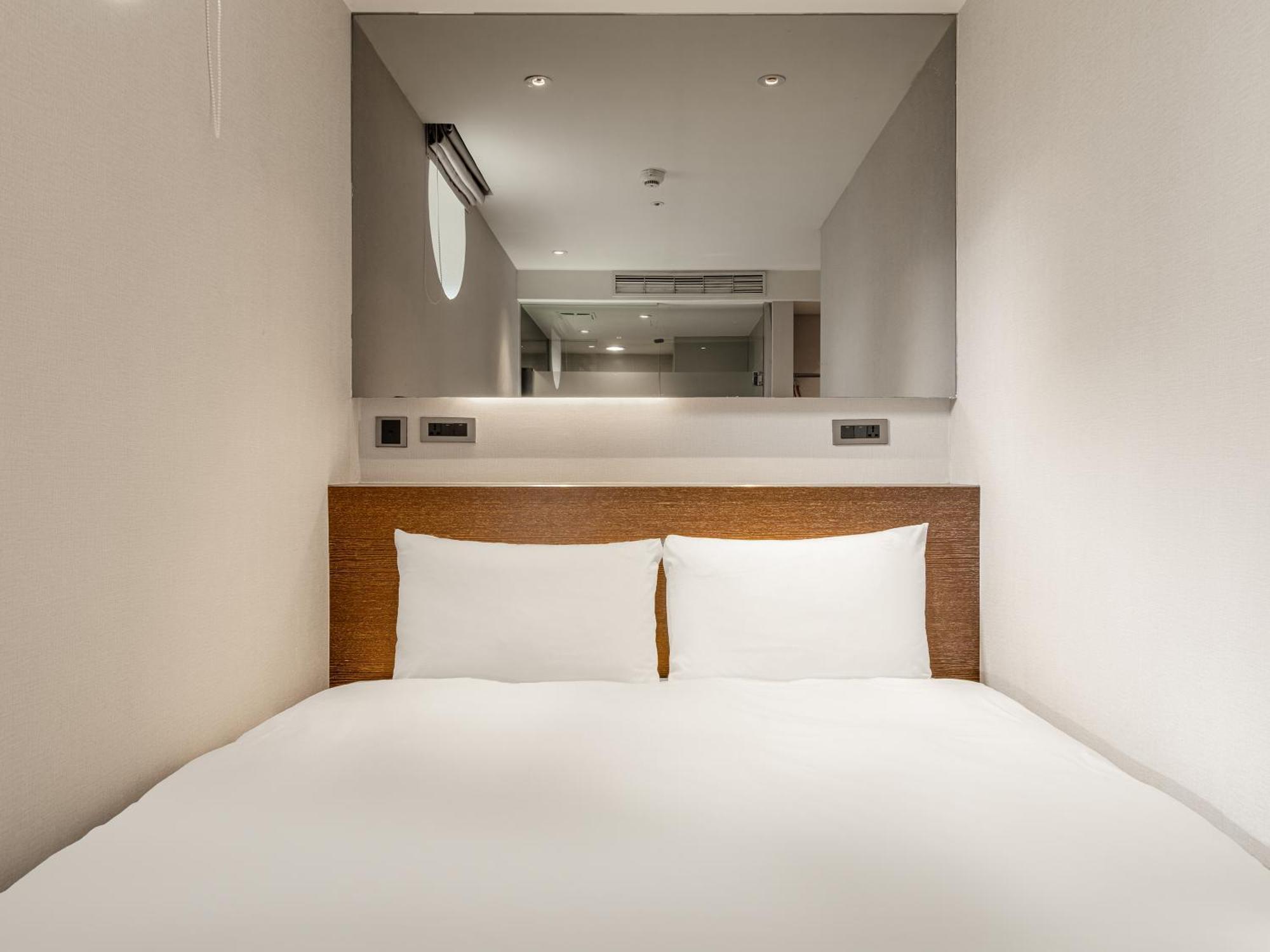 Standard Double Room No Window