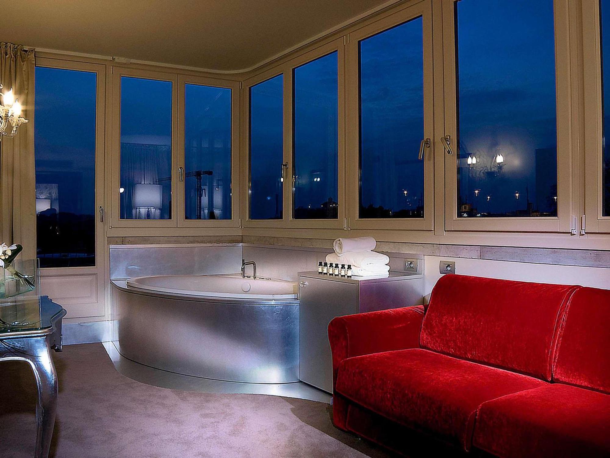 Executive Suite with Private Terrace and City View