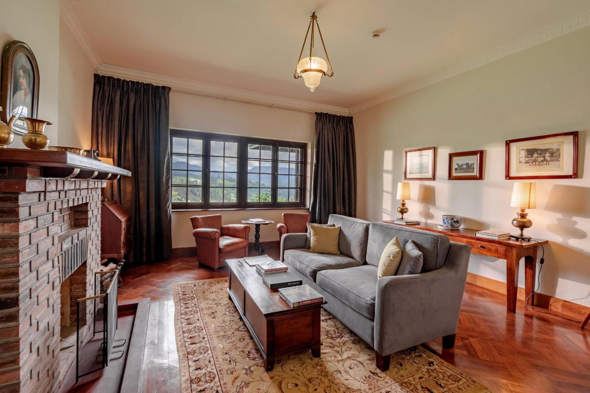 Estate Suite
